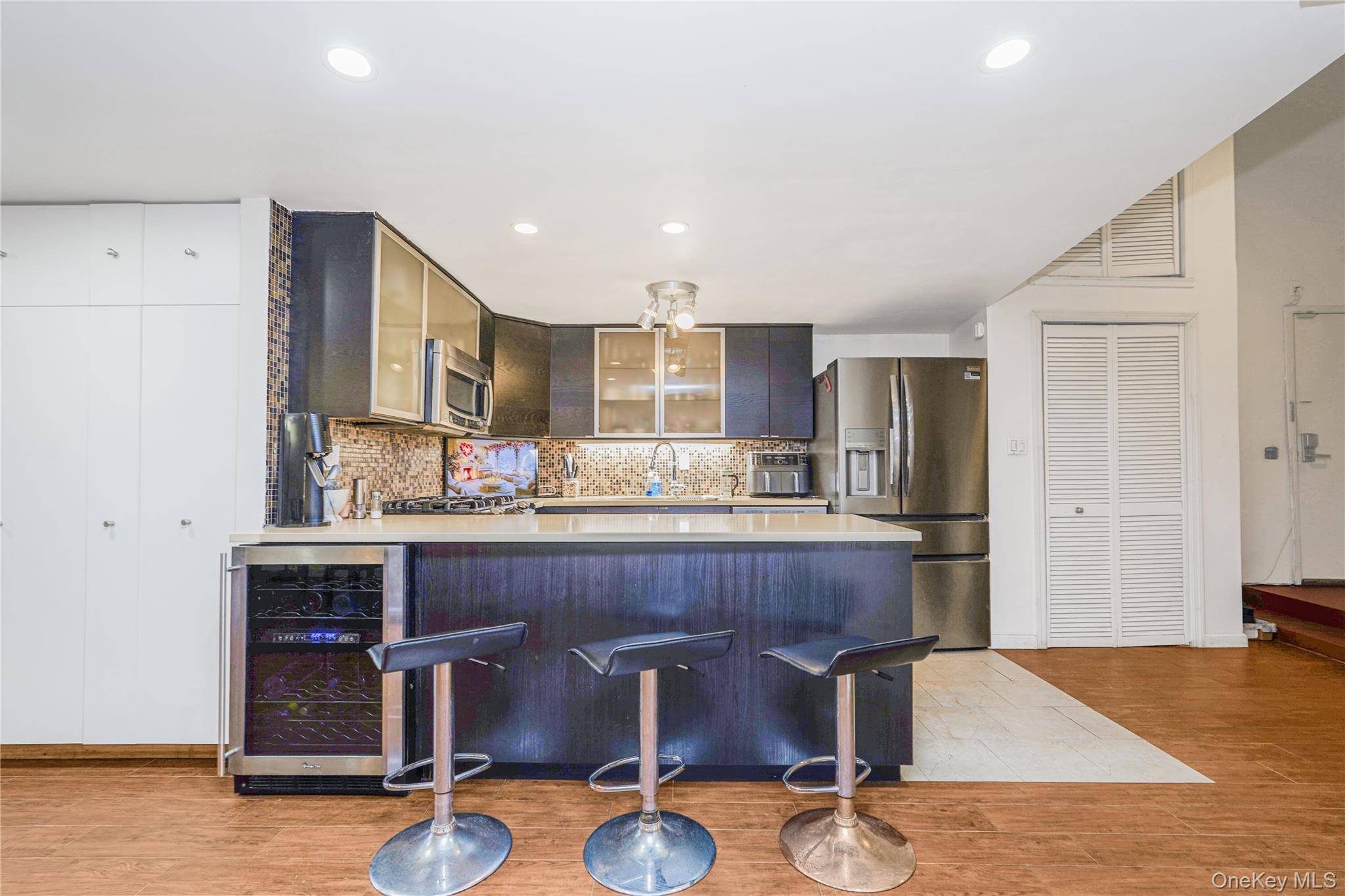 10 Bay Street Landing #1D, Staten Island, NY 10301