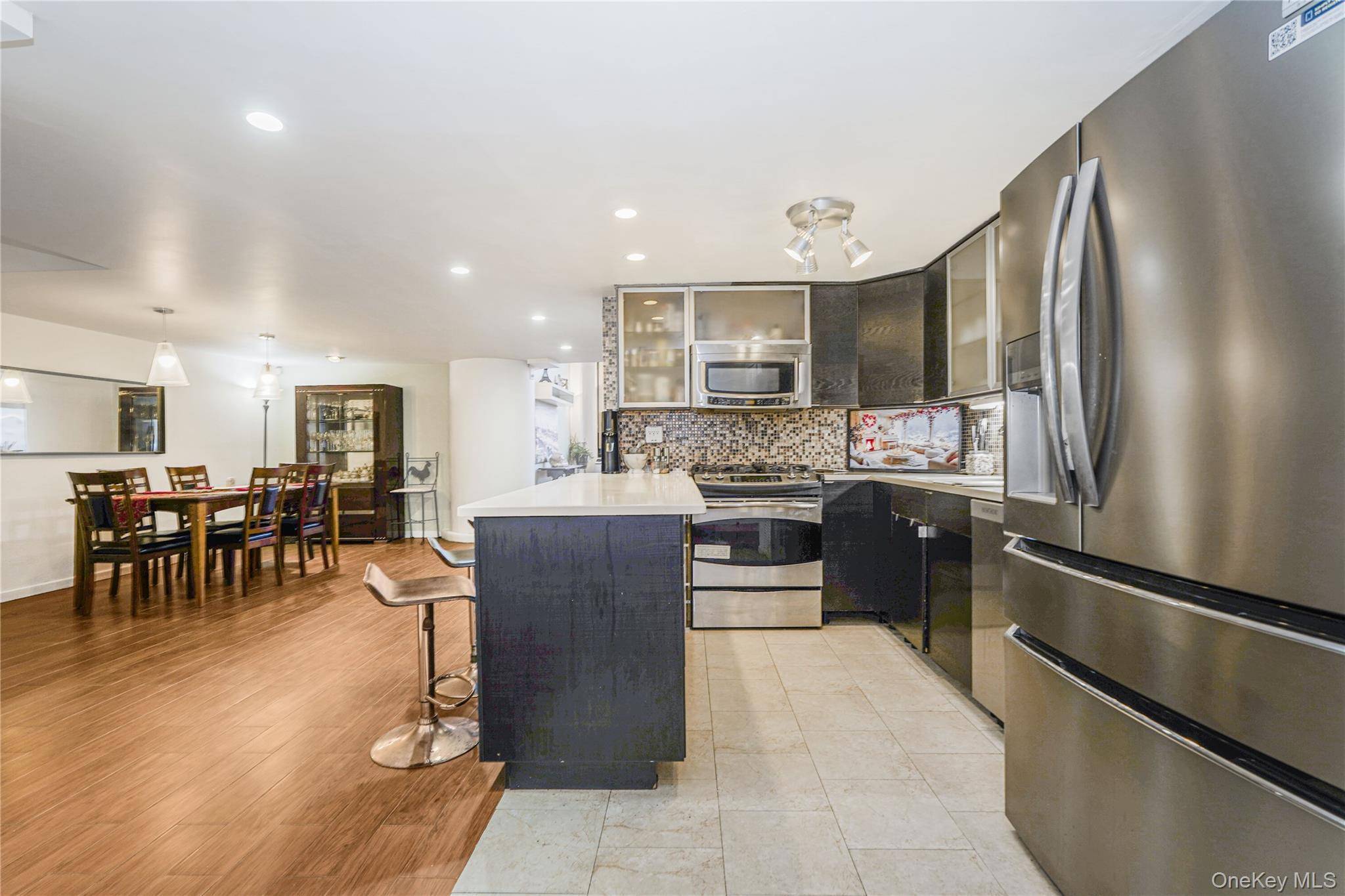 10 Bay Street Landing #1D, Staten Island, NY 10301