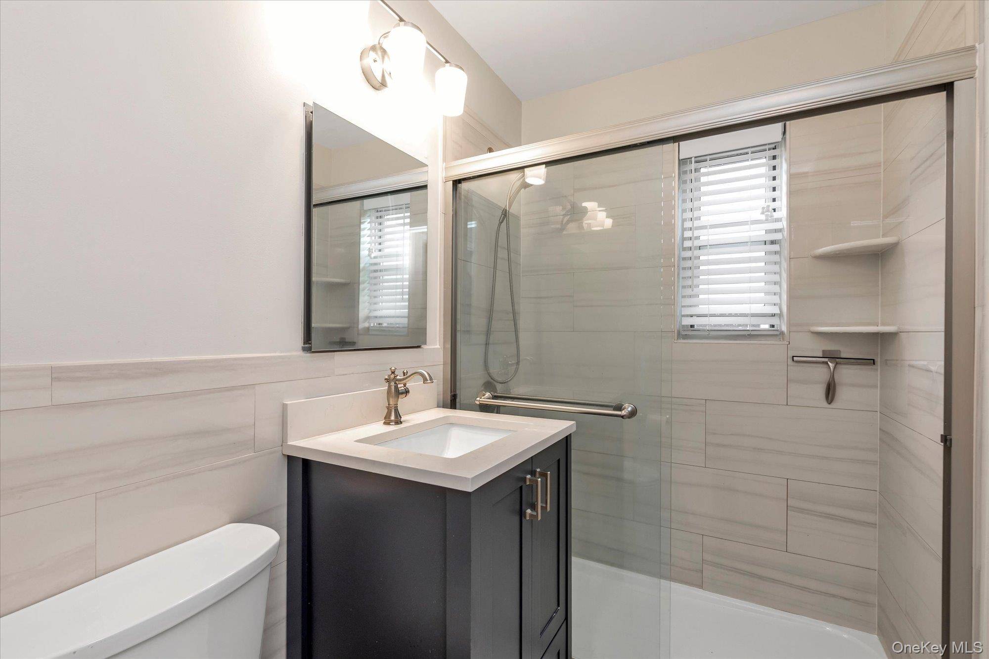 396 Merrick RD #1A, Rockville Centre, NY 11570