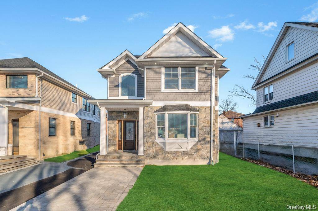 141 Emerson AVE, Floral Park, NY 11001