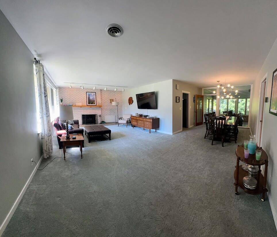 1801 Kingsbury Avenue, La Porte, IN 46350