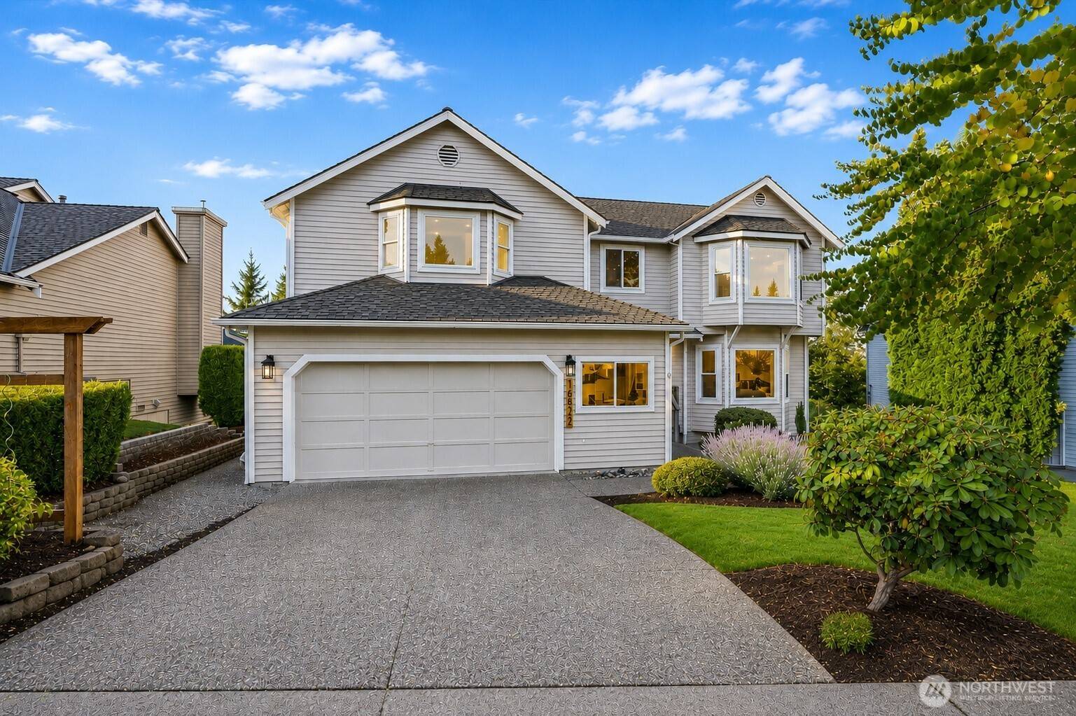 16832 119TH PL NE, Bothell, WA 98011