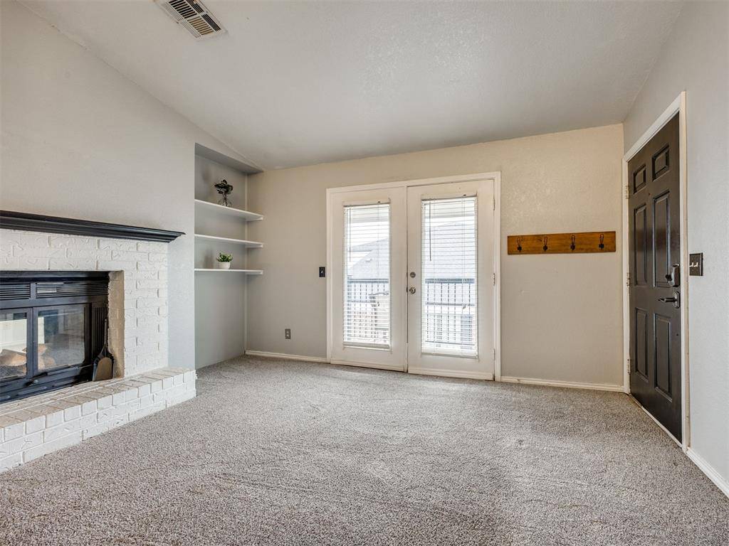 3003 River Oaks DR #204, Norman, OK 73072