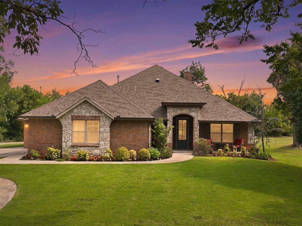 3318 E 44th ST, Edmond, OK 73013