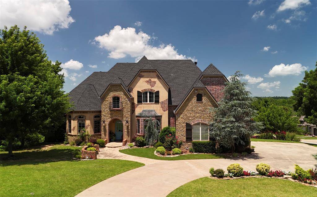 3325 Winding Creek CIR, Edmond, OK 73034