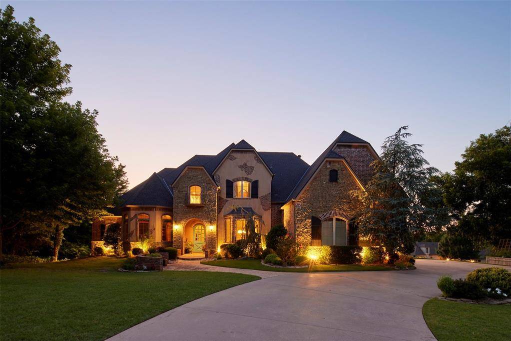 3325 Winding Creek CIR, Edmond, OK 73034
