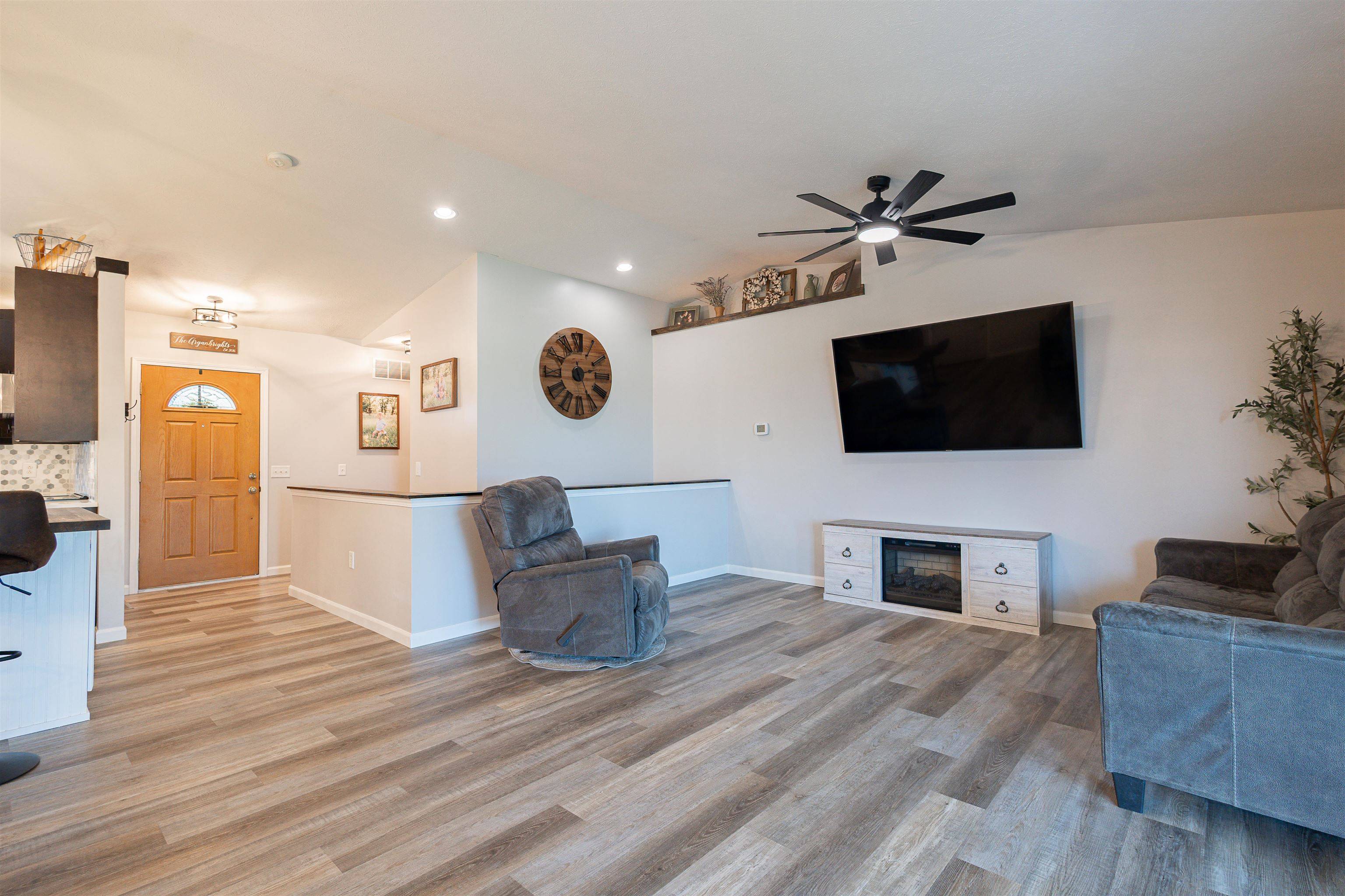 810 Robin Street, Minneapolis, KS 67467
