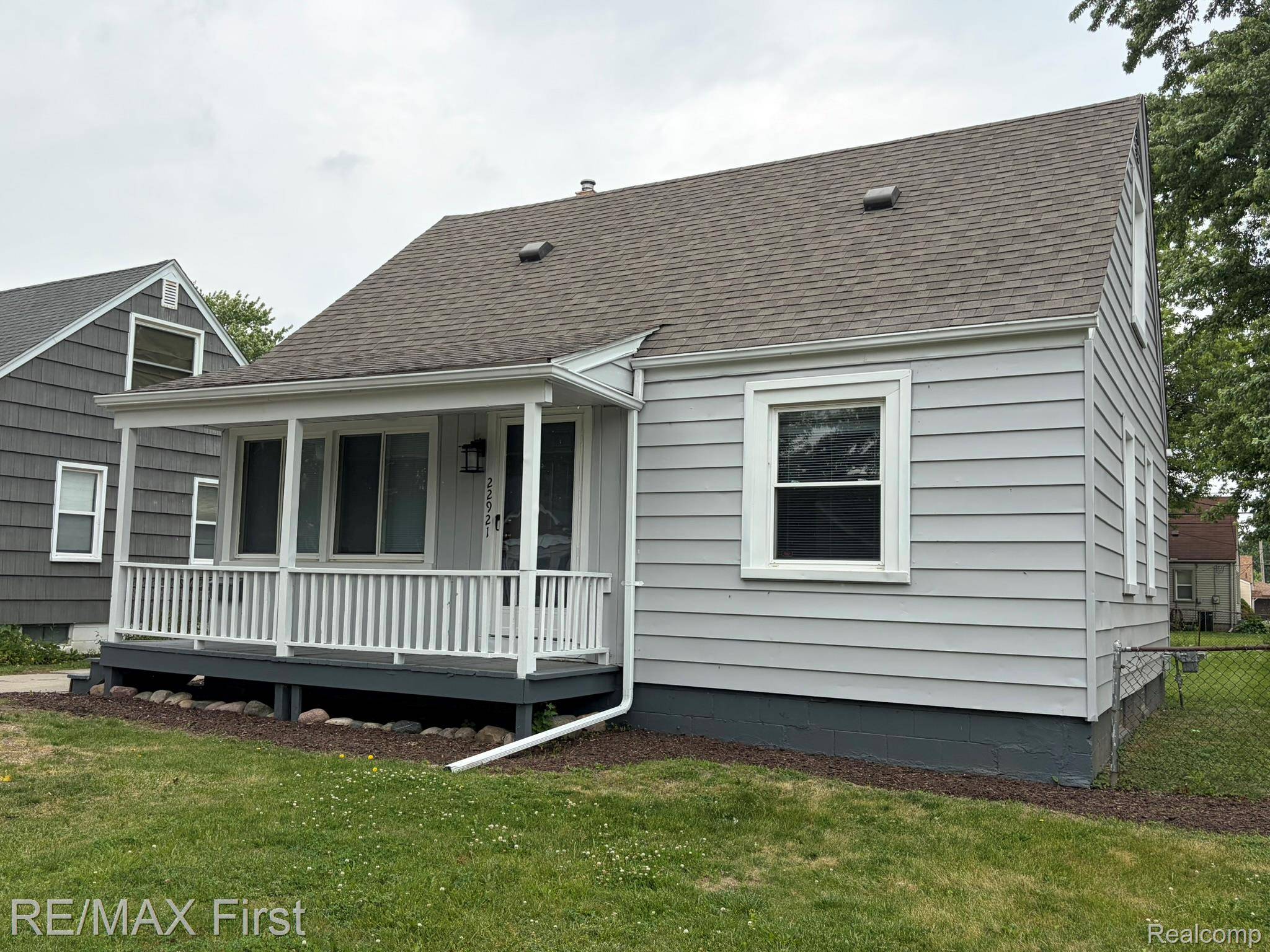 22921 Gaukler ST, St. Clair Shores, MI 48080