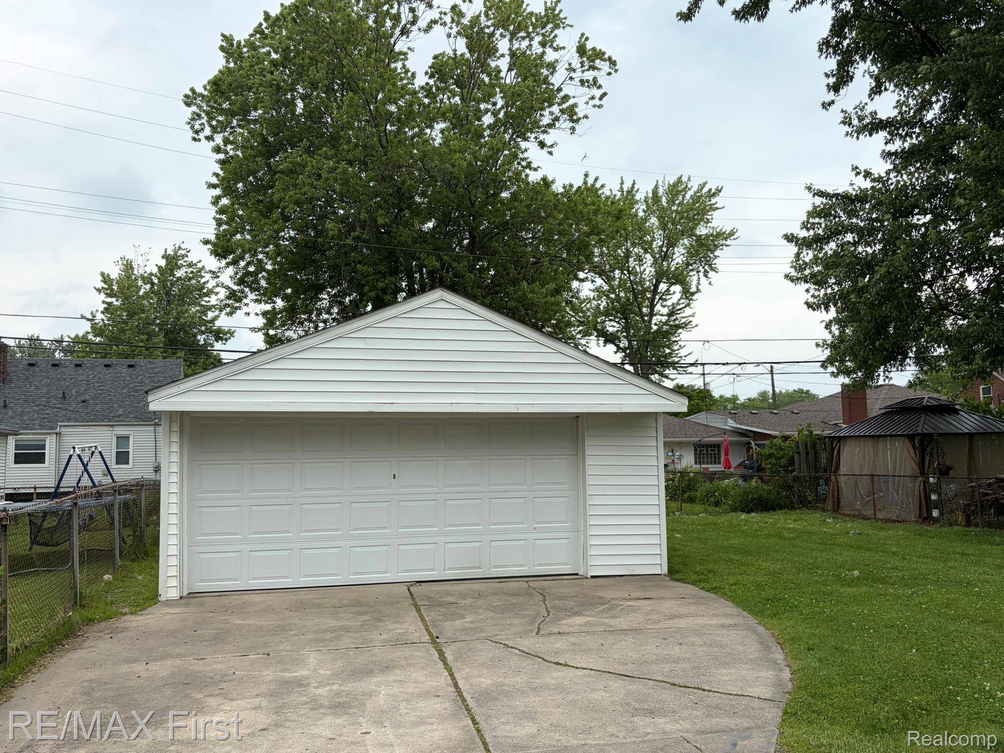22921 Gaukler ST, St. Clair Shores, MI 48080