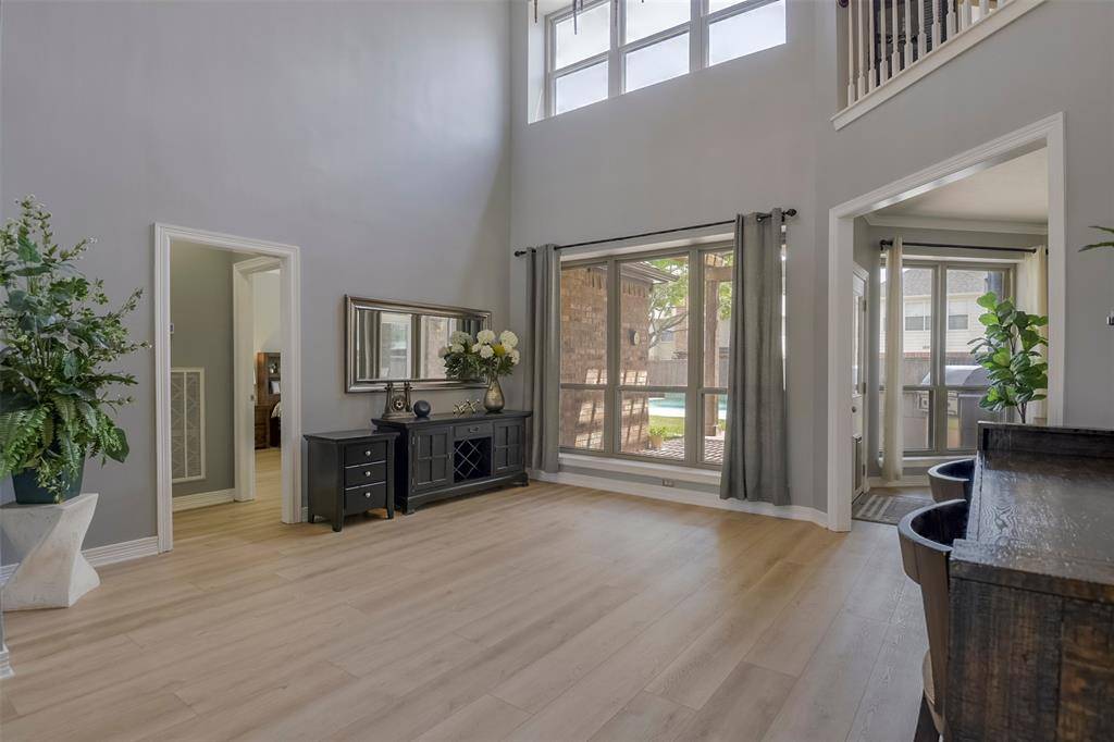 1200 Lakeway Drive, Plano, TX 75075
