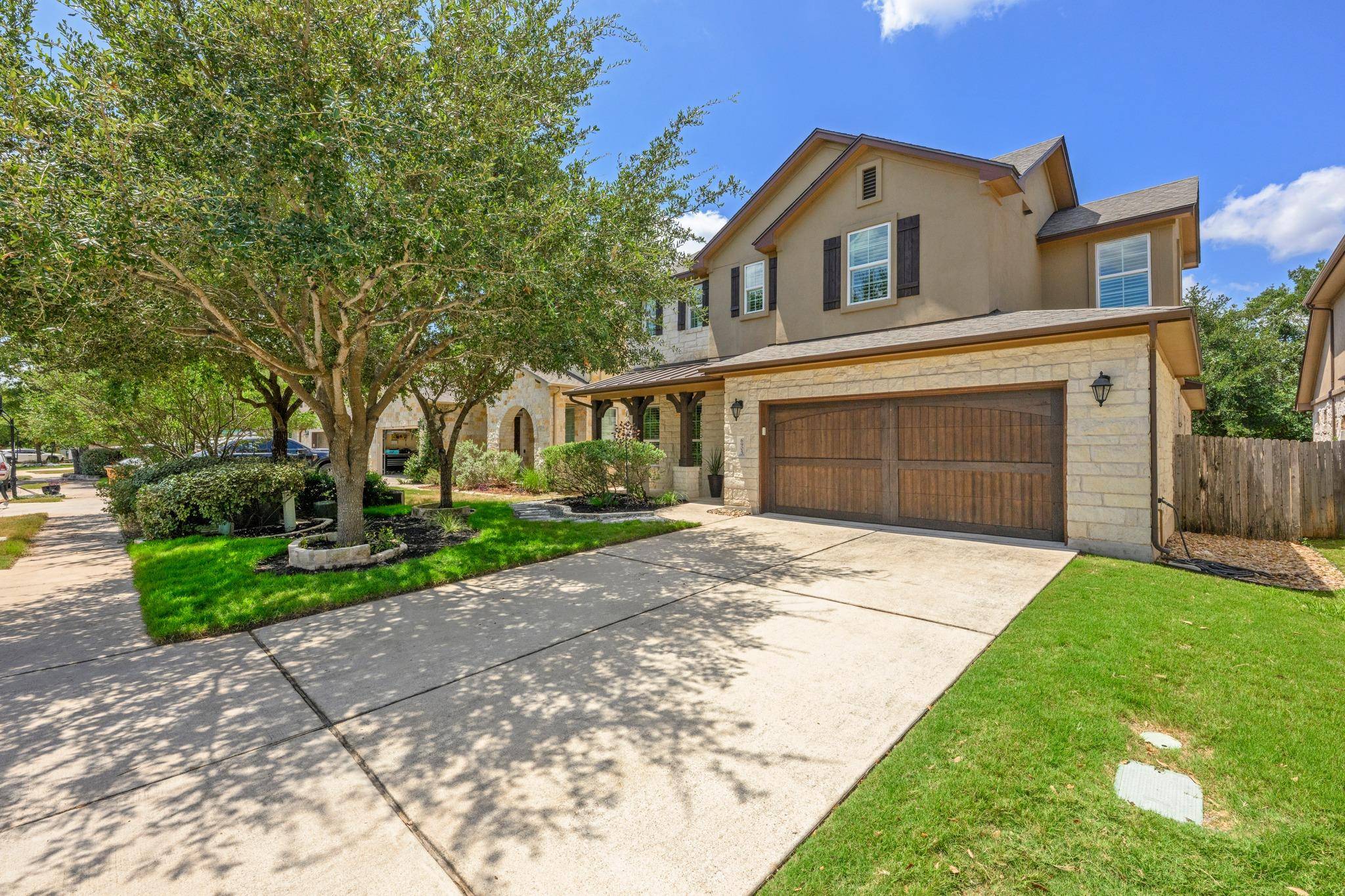 6905 Estana LN, Austin, TX 78739