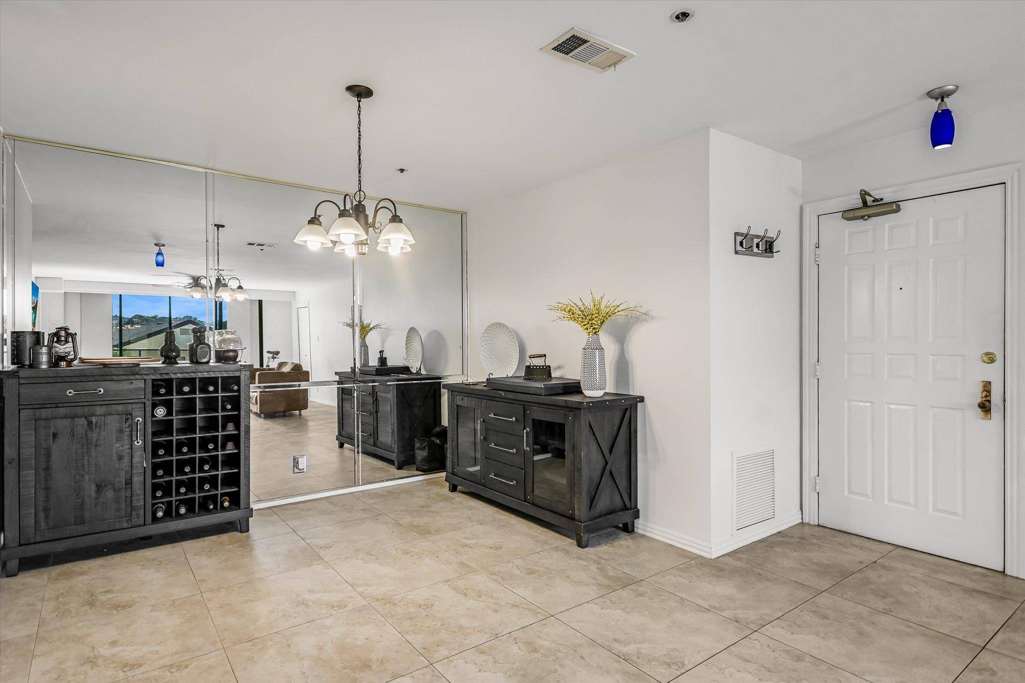 40 N Interstate 35 #3B3, Austin, TX 78701