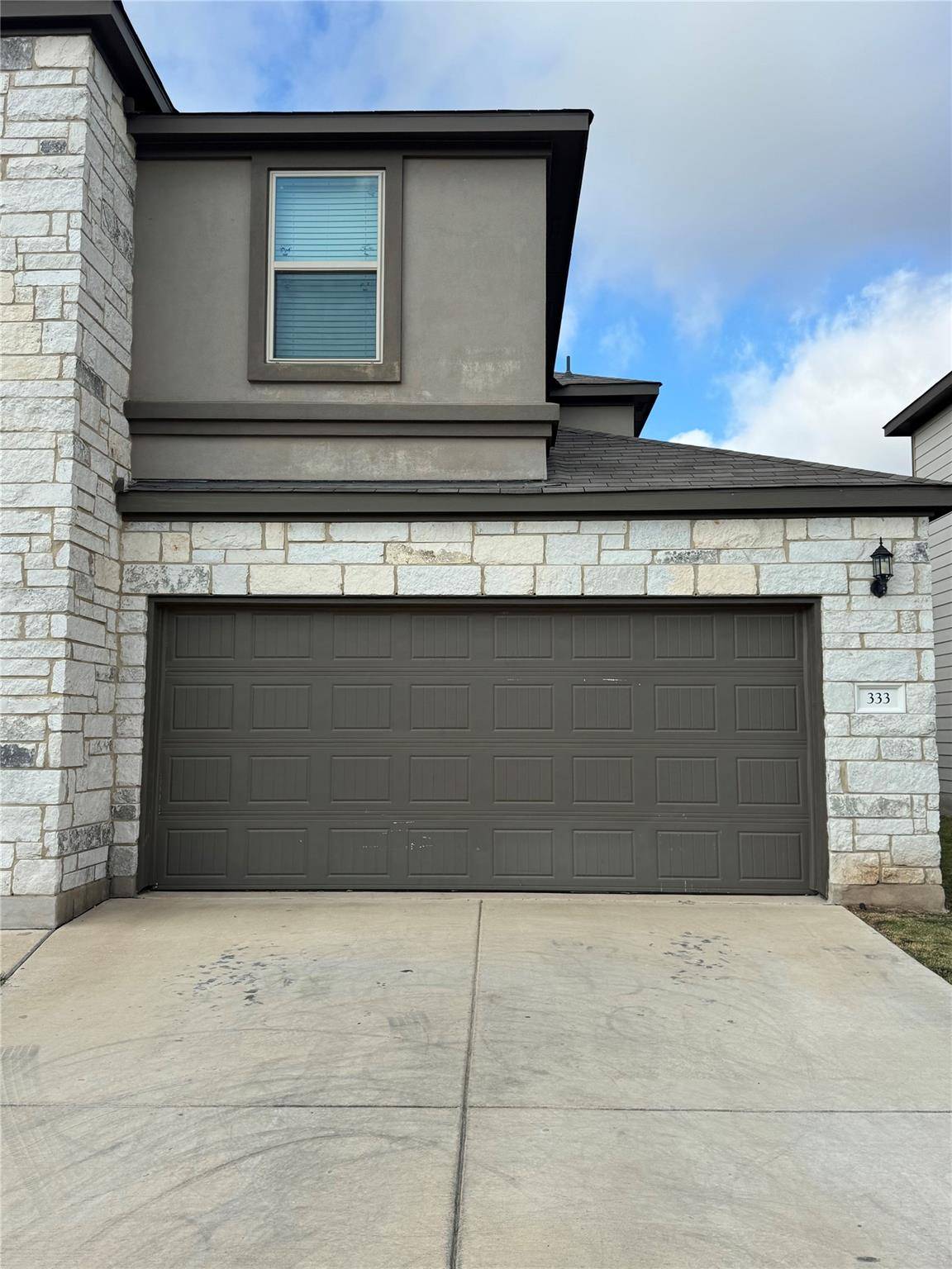 333 Capstone RD, Liberty Hill, TX 78642