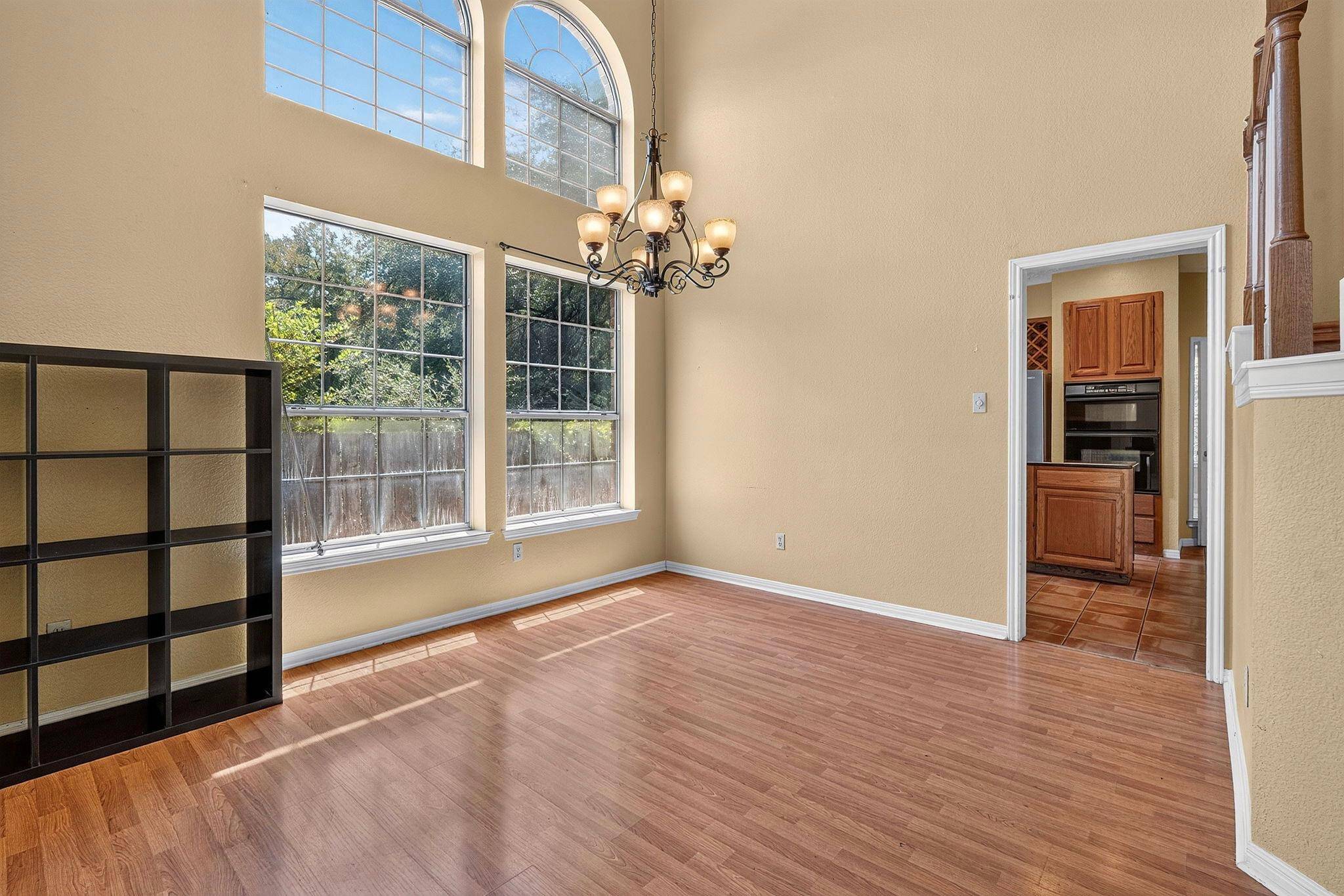 6003 La Naranja LN, Austin, TX 78749
