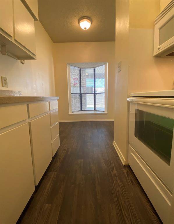 2604 Salado ST #203, Austin, TX 78705