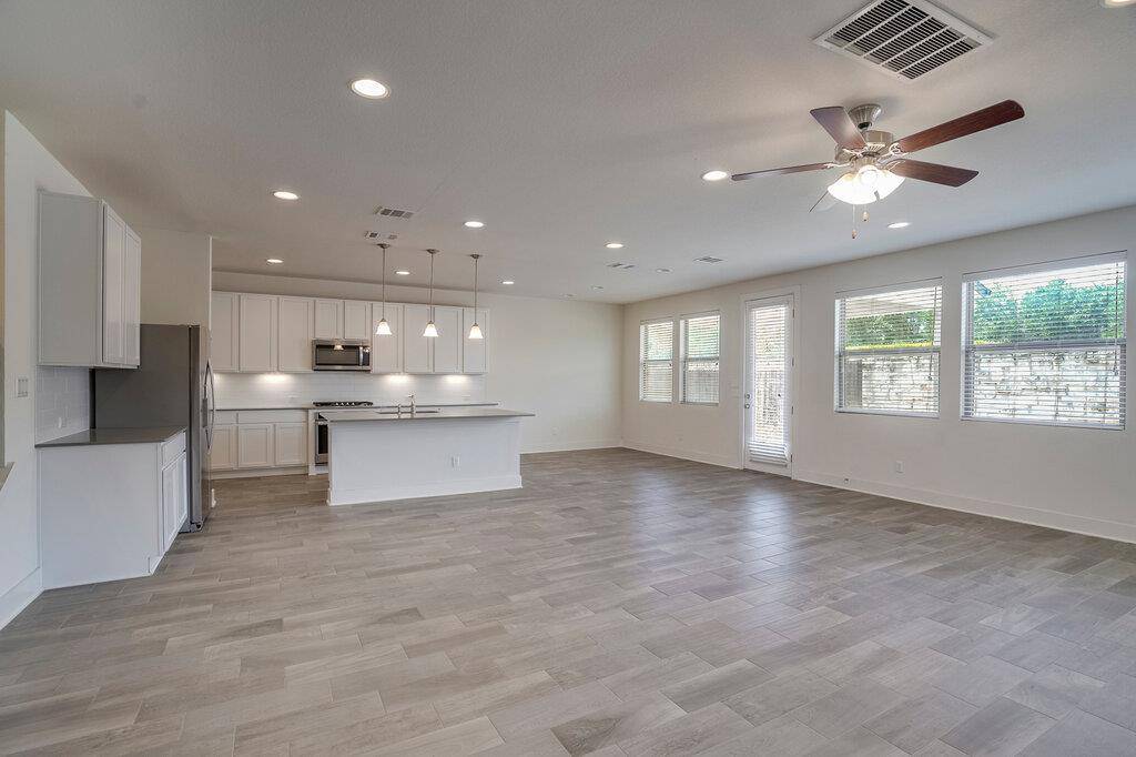 9102 Moonstone DR #22, Austin, TX 78729