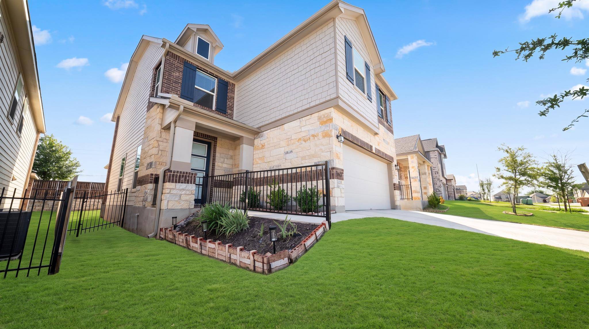 4616 Syndicate RD, Manor, TX 78653