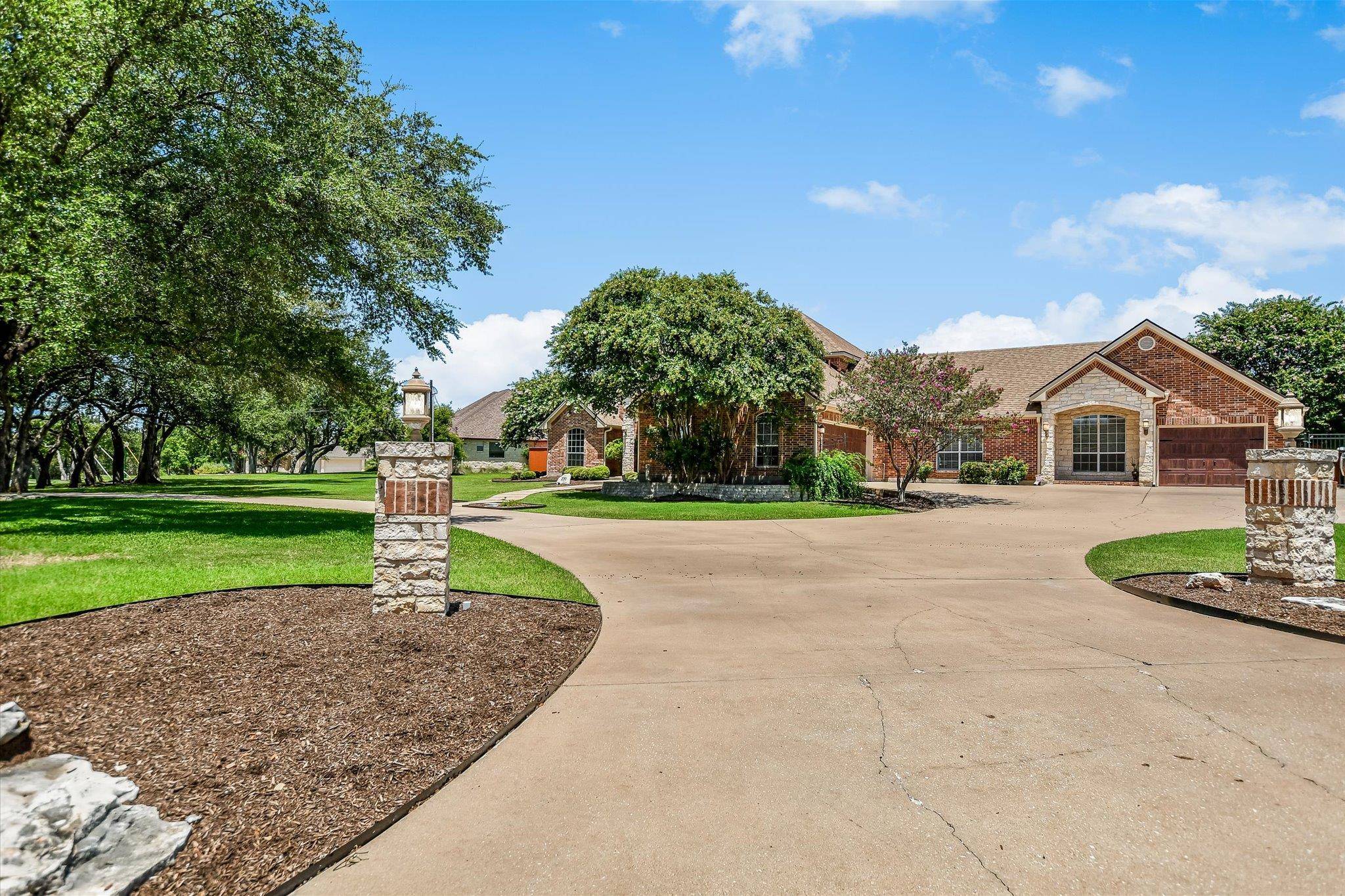 200 Diamond TRL, Georgetown, TX 78633