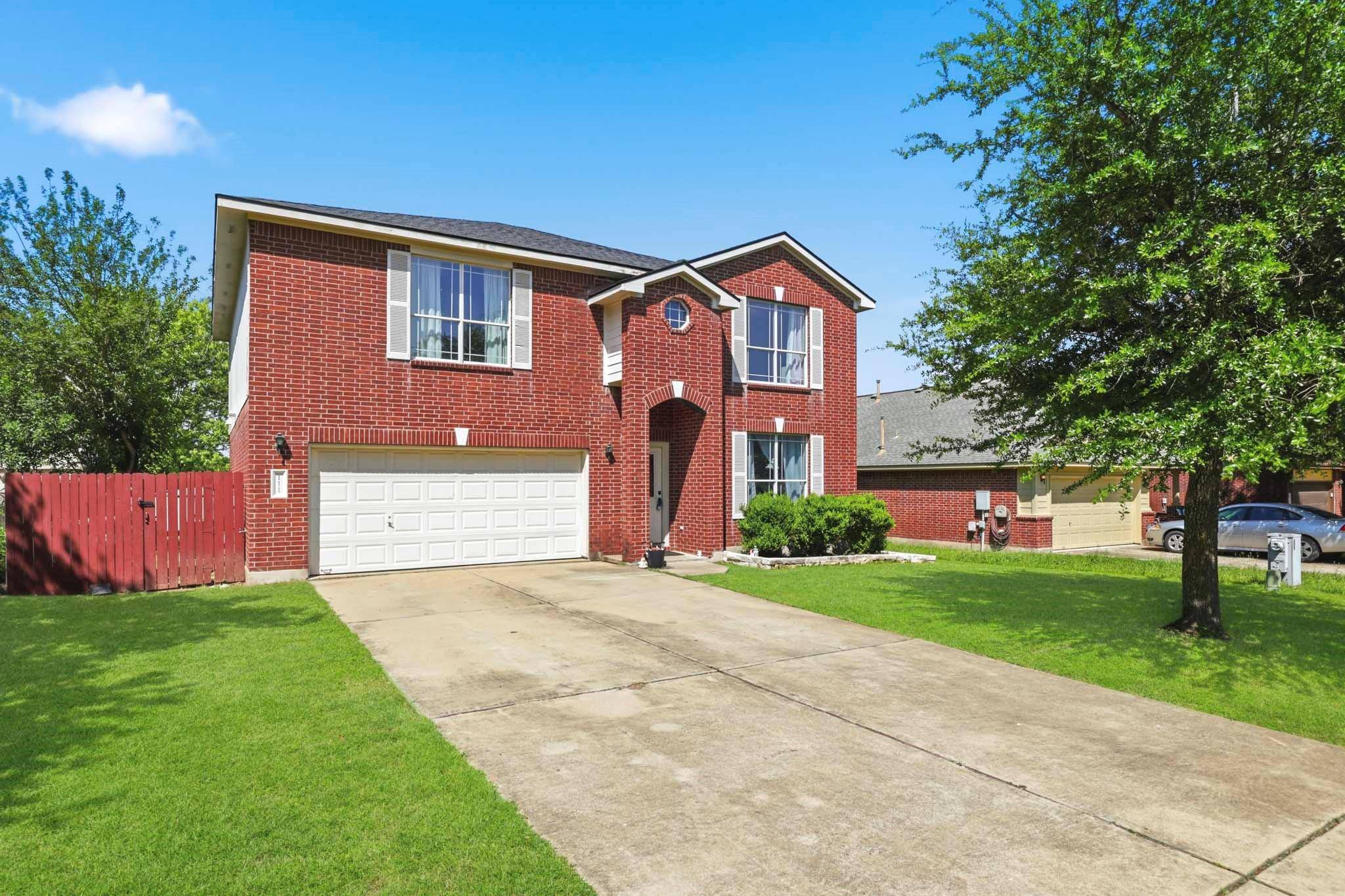 111 Brazos LN, Kyle, TX 78640