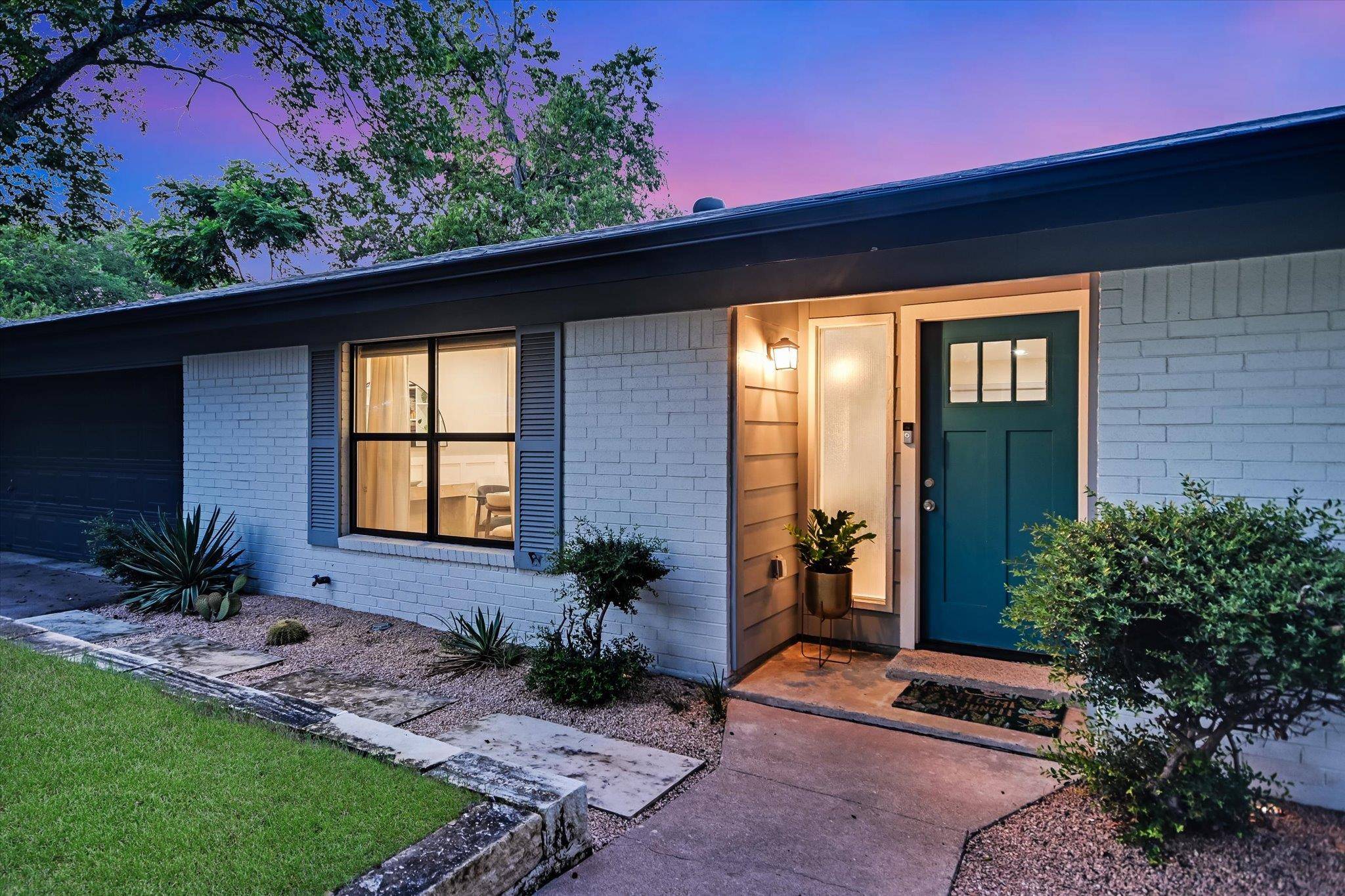 1006 Hollybluff ST, Austin, TX 78753