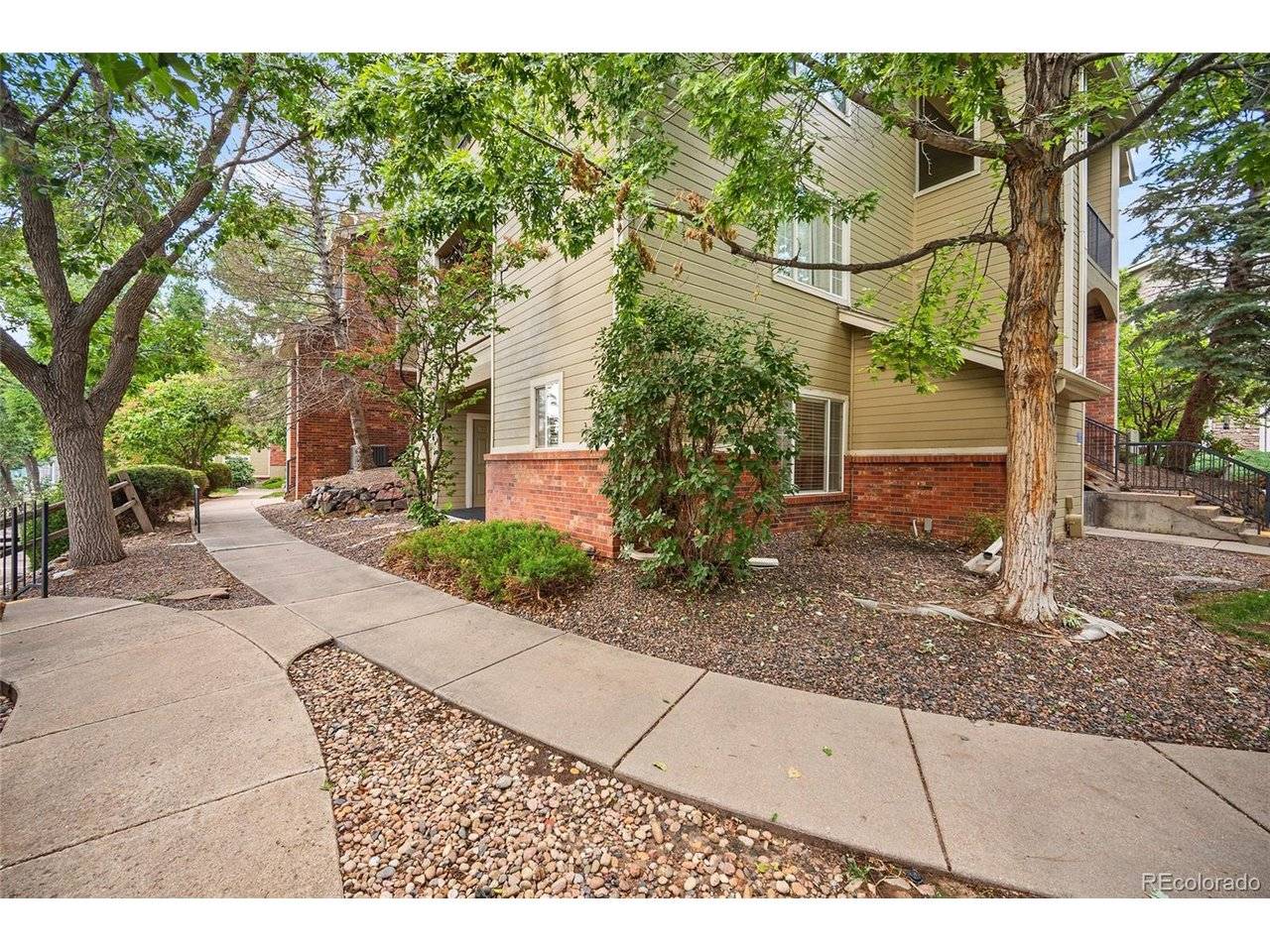 8400 S Upham #F22, Littleton, CO 80128