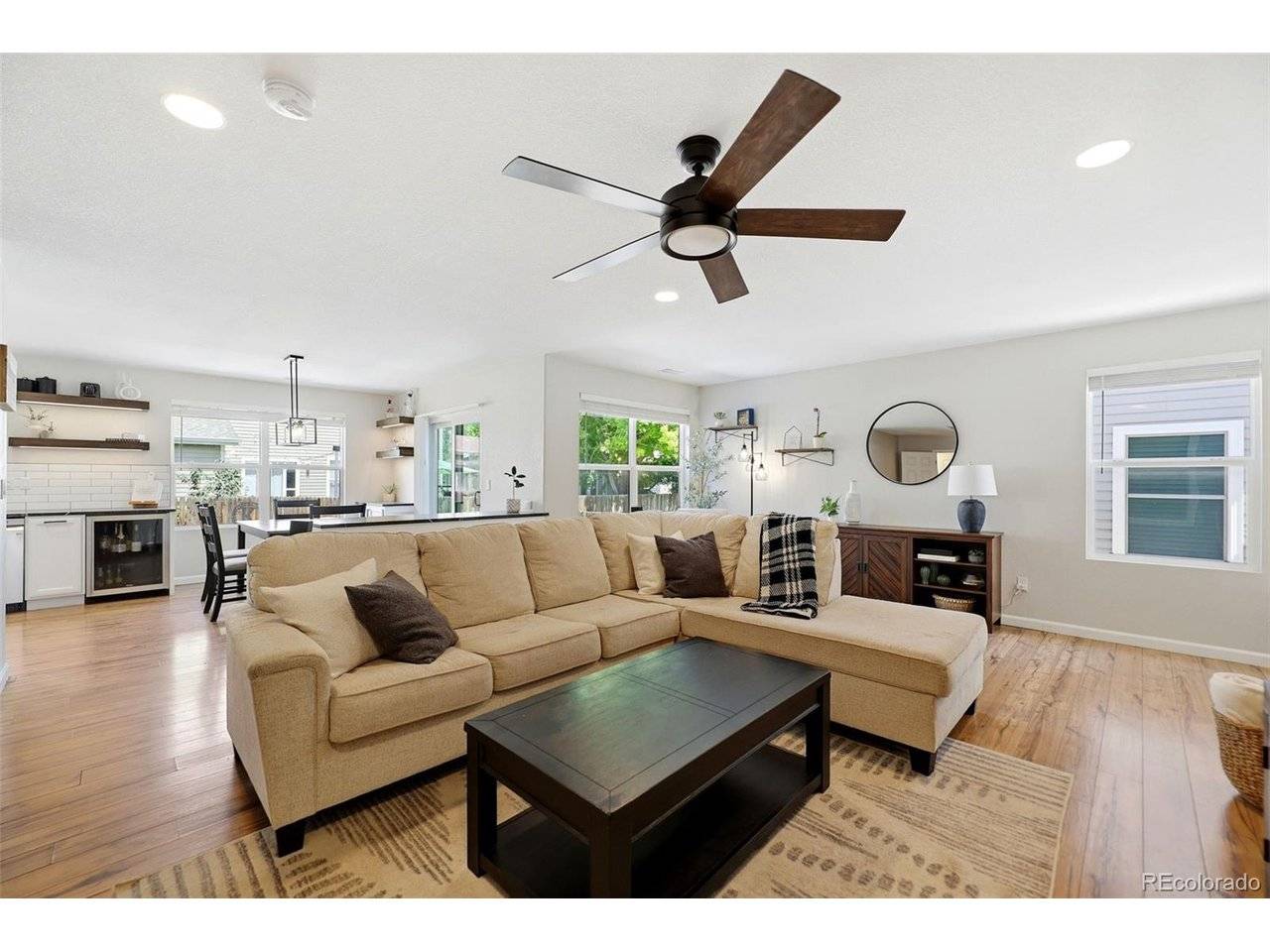 16013 E Nichols, Englewood, CO 80112