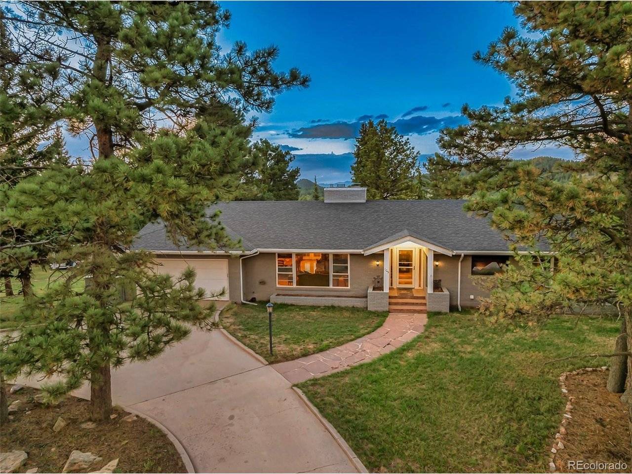 105 Piney Point, Woodland Park, CO 80863