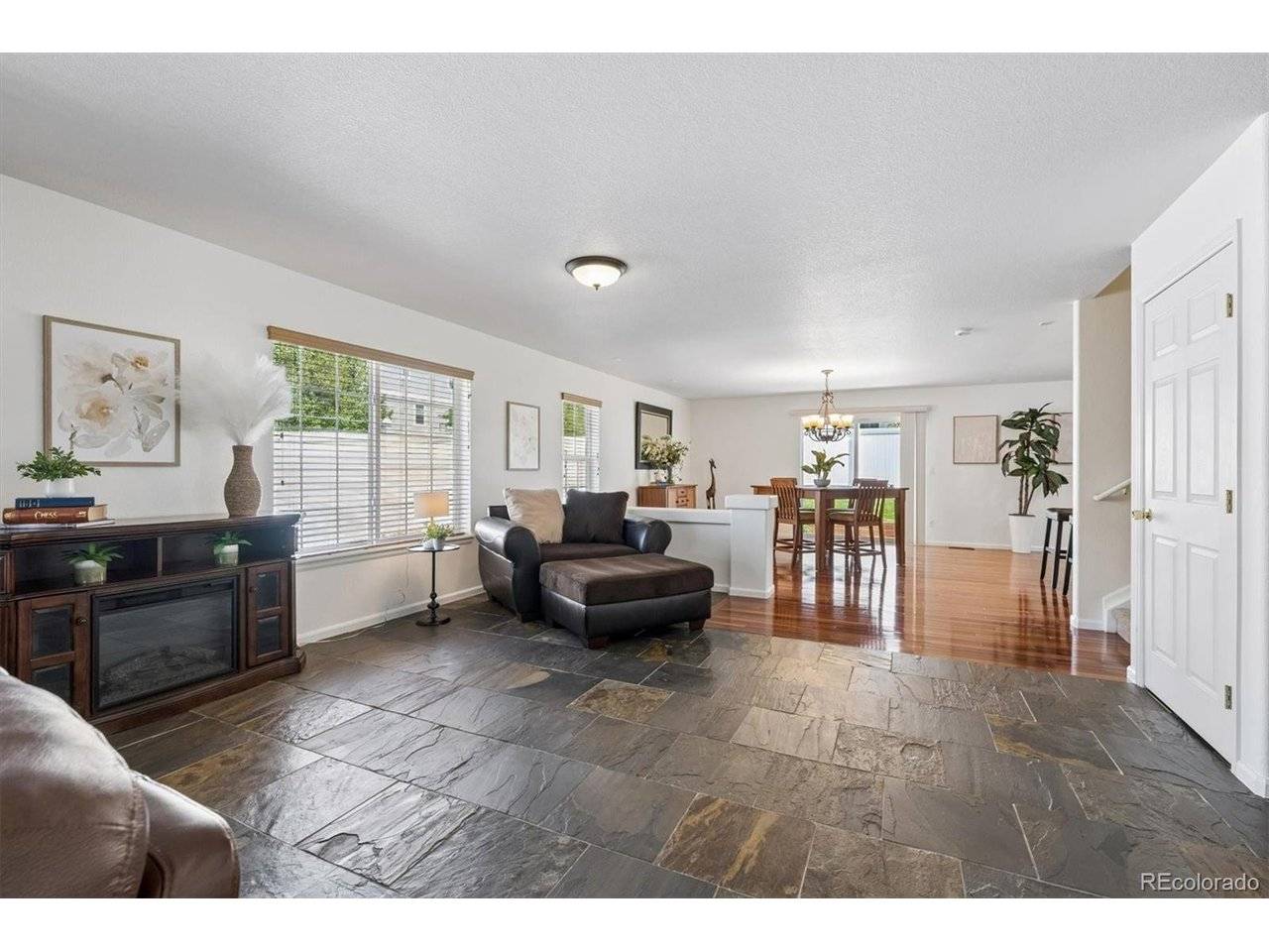 5556 Halifax, Denver, CO 80249