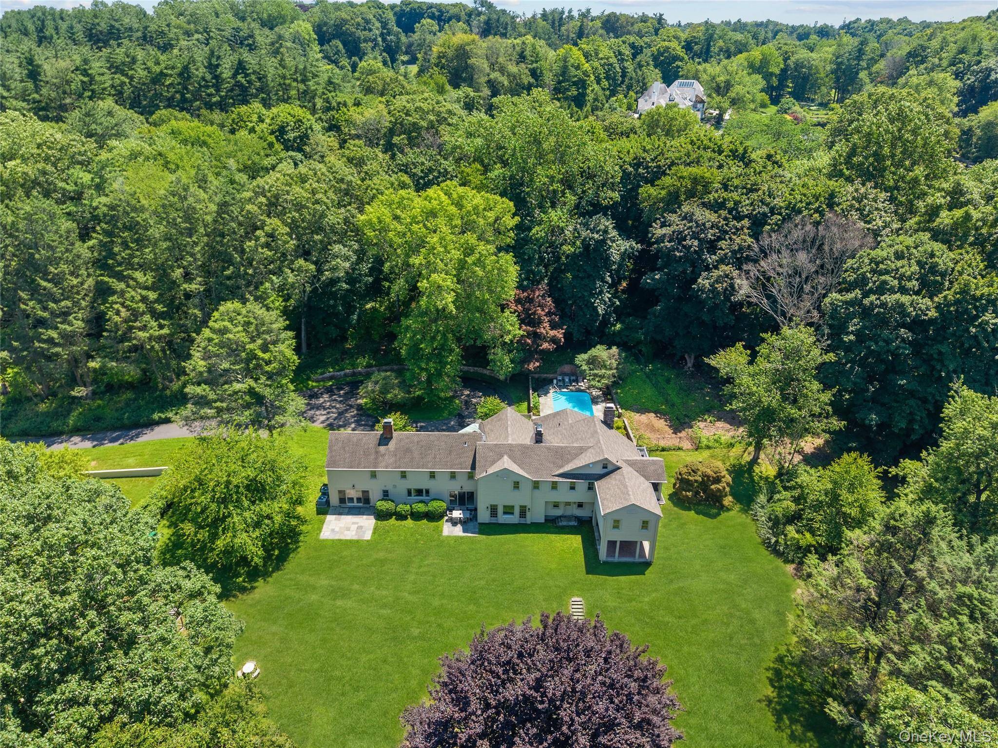 9 Oregon RD, Bedford Corners, NY 10549
