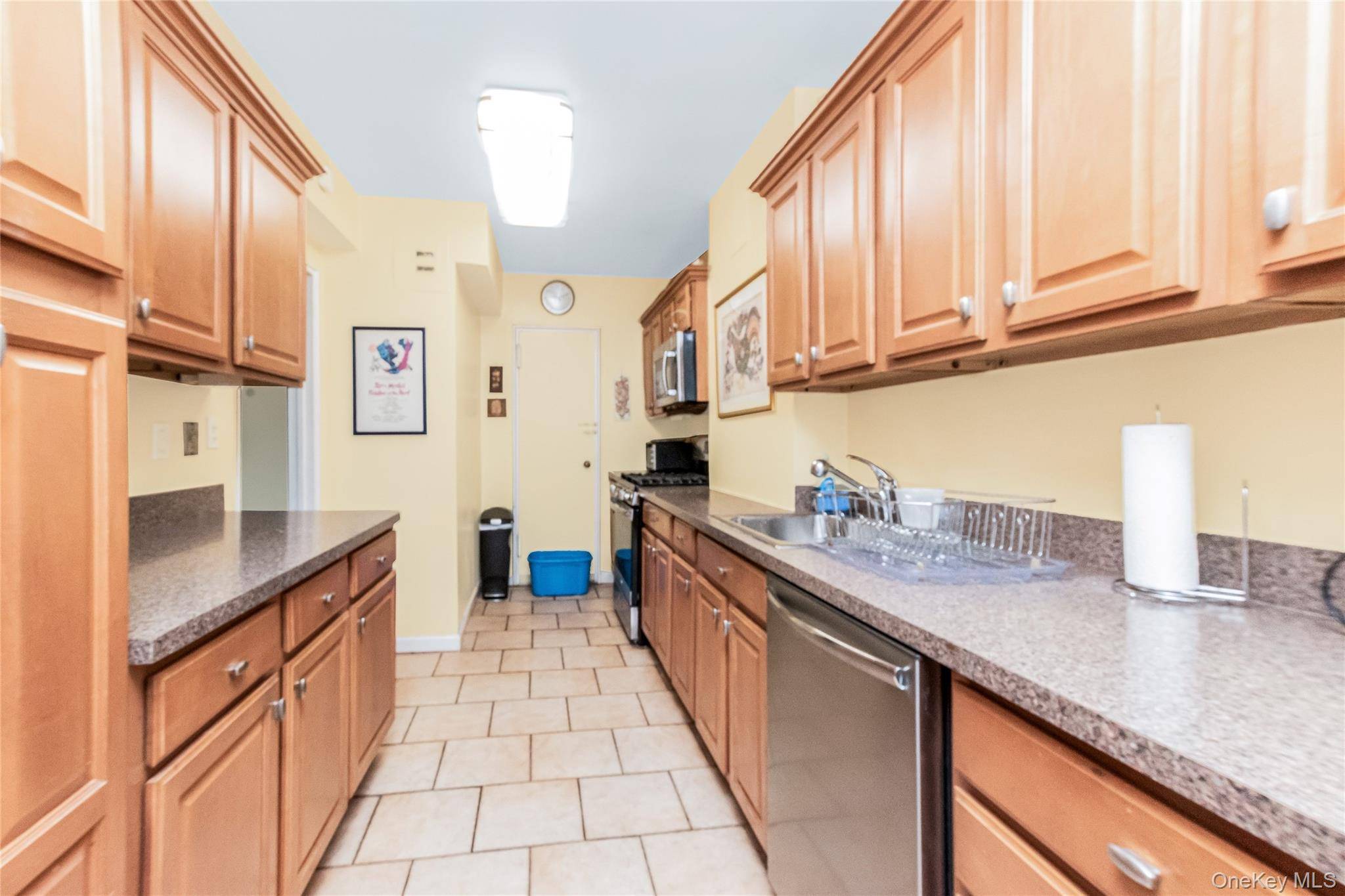 2711 Henry Hudson Pkwy #7H, Bronx, NY 10463