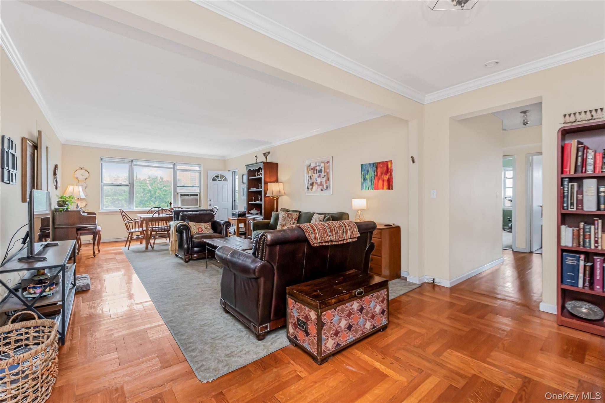 2711 Henry Hudson Pkwy #7H, Bronx, NY 10463