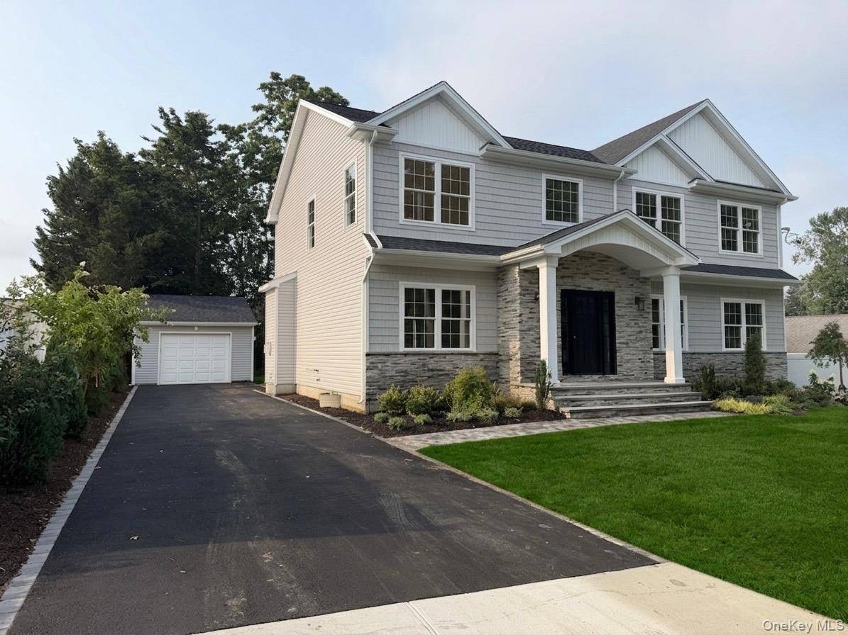 37 Church ST, Syosset, NY 11791