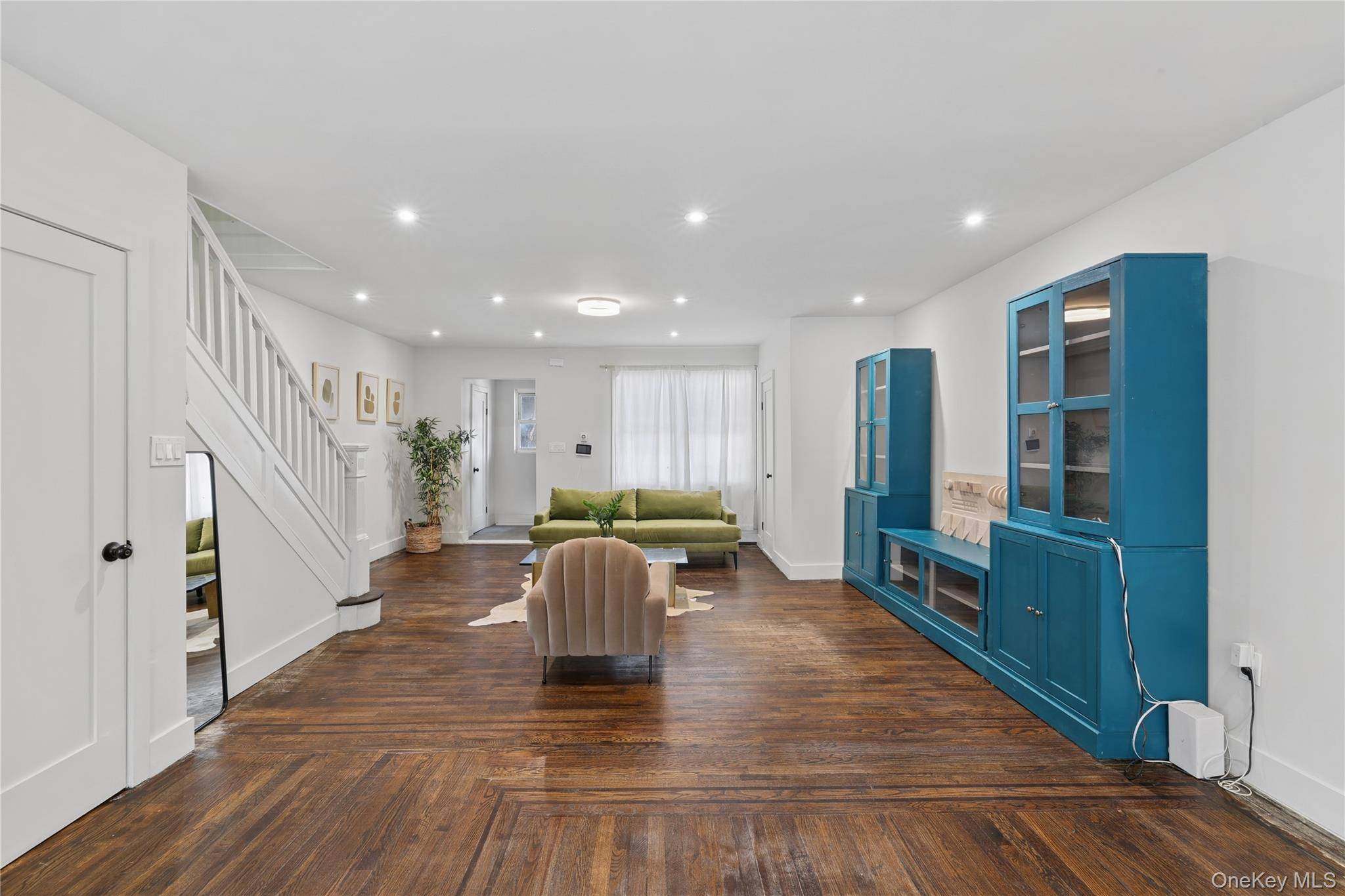 57-68 Mazeau ST, Maspeth, NY 11378