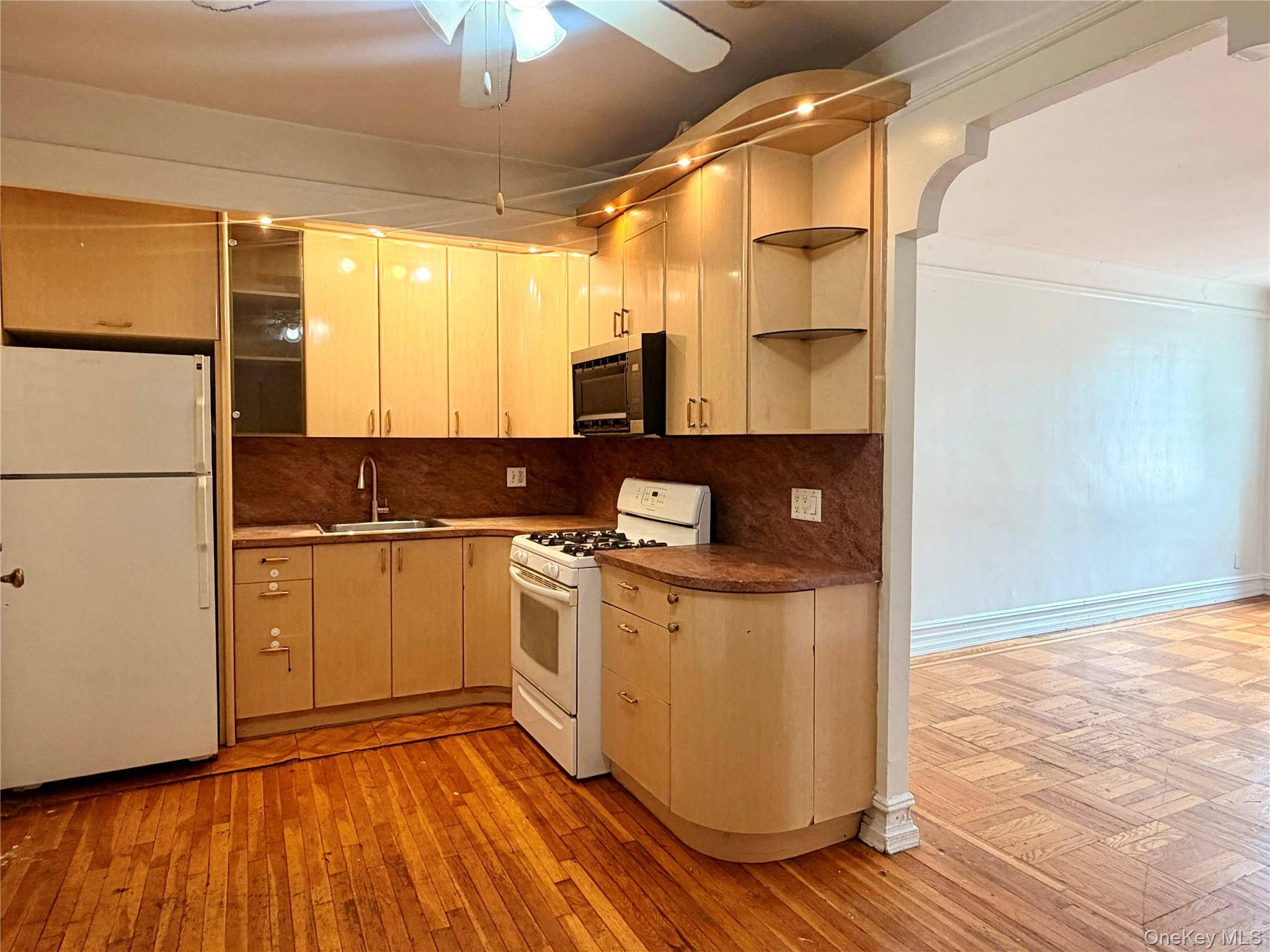 1717 Avenue #2K, Brooklyn, NY 11230