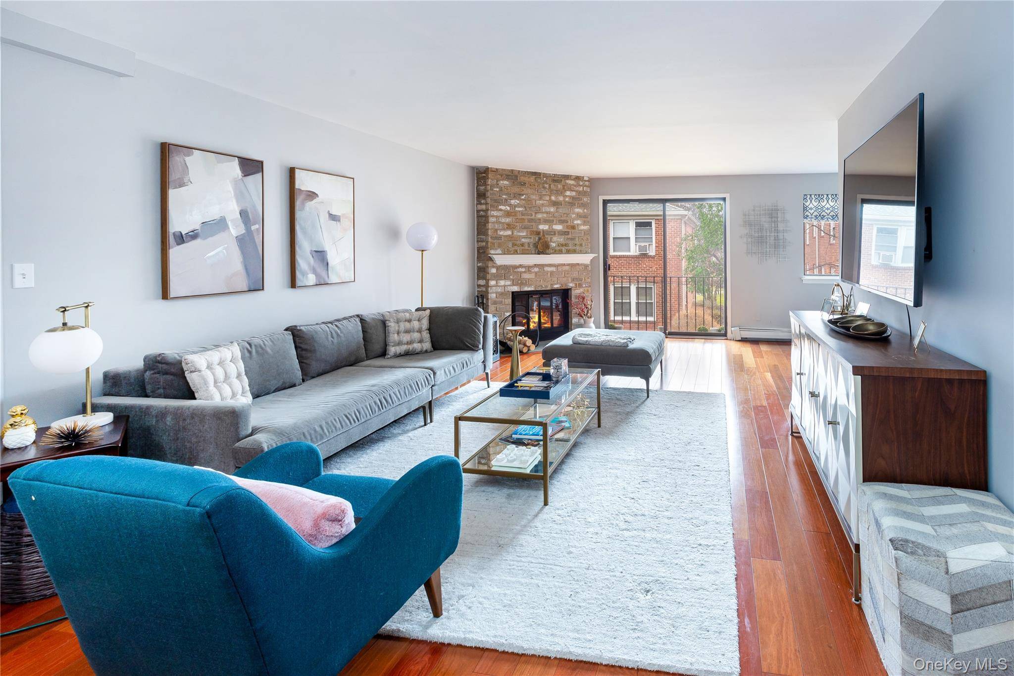 89 N Broadway #117, White Plains, NY 10603