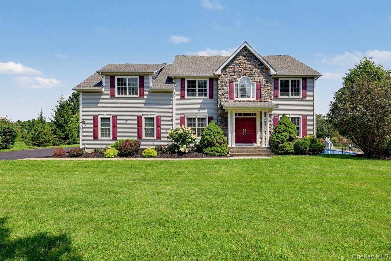 23 Monarch DR, Hopewell Junction, NY 12533