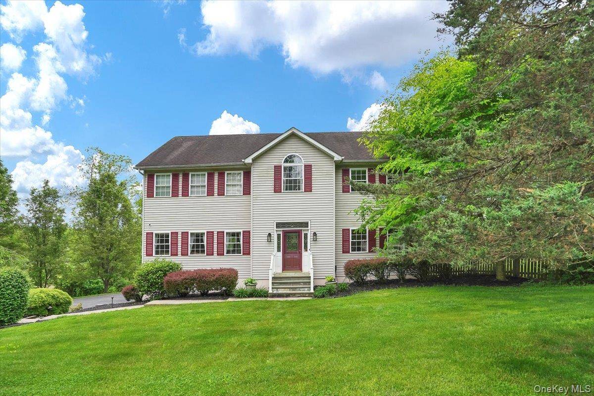 121 Conklingtown RD, Chester, NY 10918
