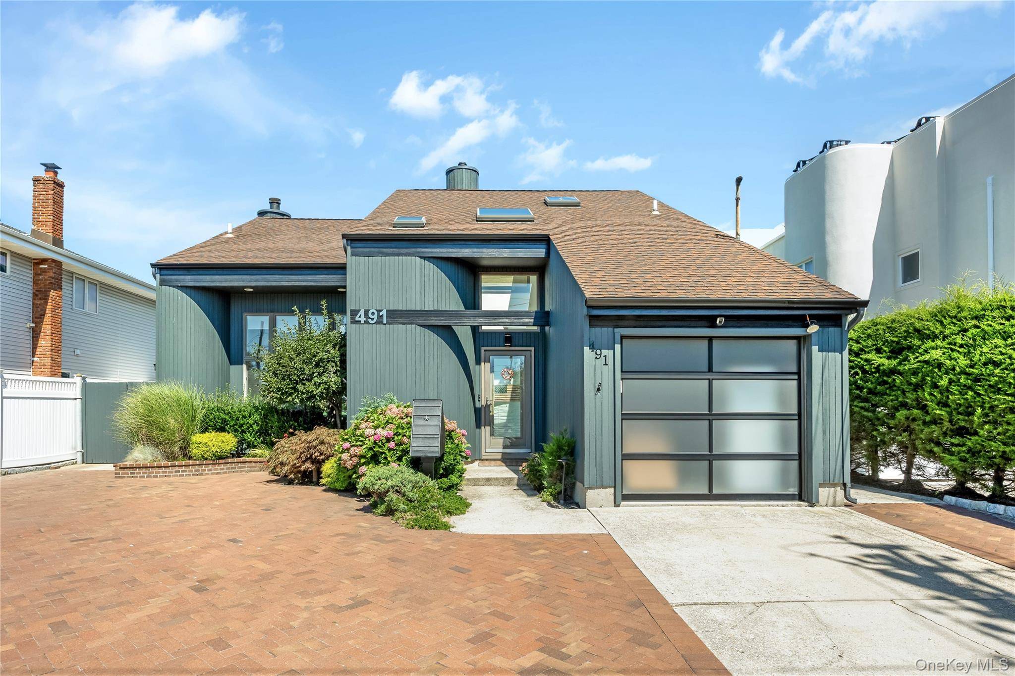491 E Bay DR, Long Beach, NY 11561