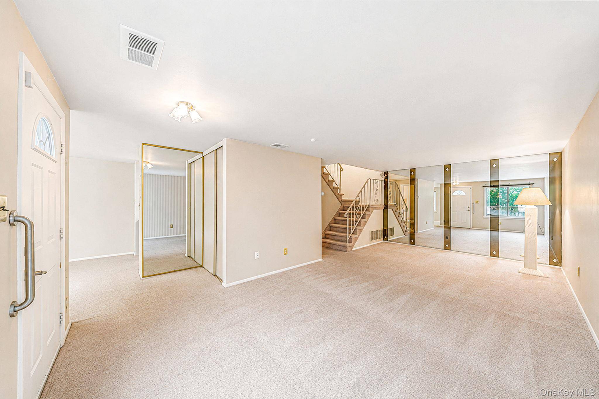 230 Birchwood RD #230, Medford, NY 11763