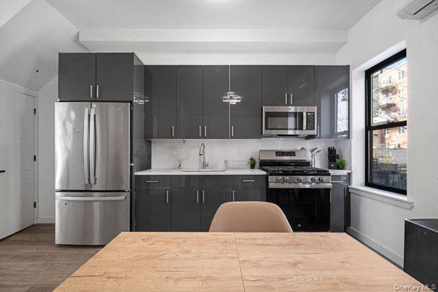 155 Clifton PL, Brooklyn, NY 11238