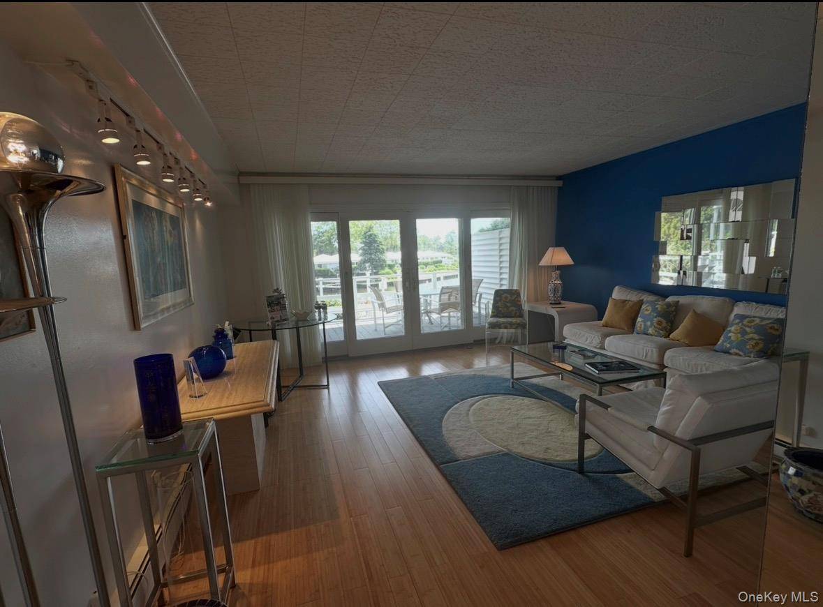 35 LIBRARY AVE #3 I, Westhampton Beach, NY 11978