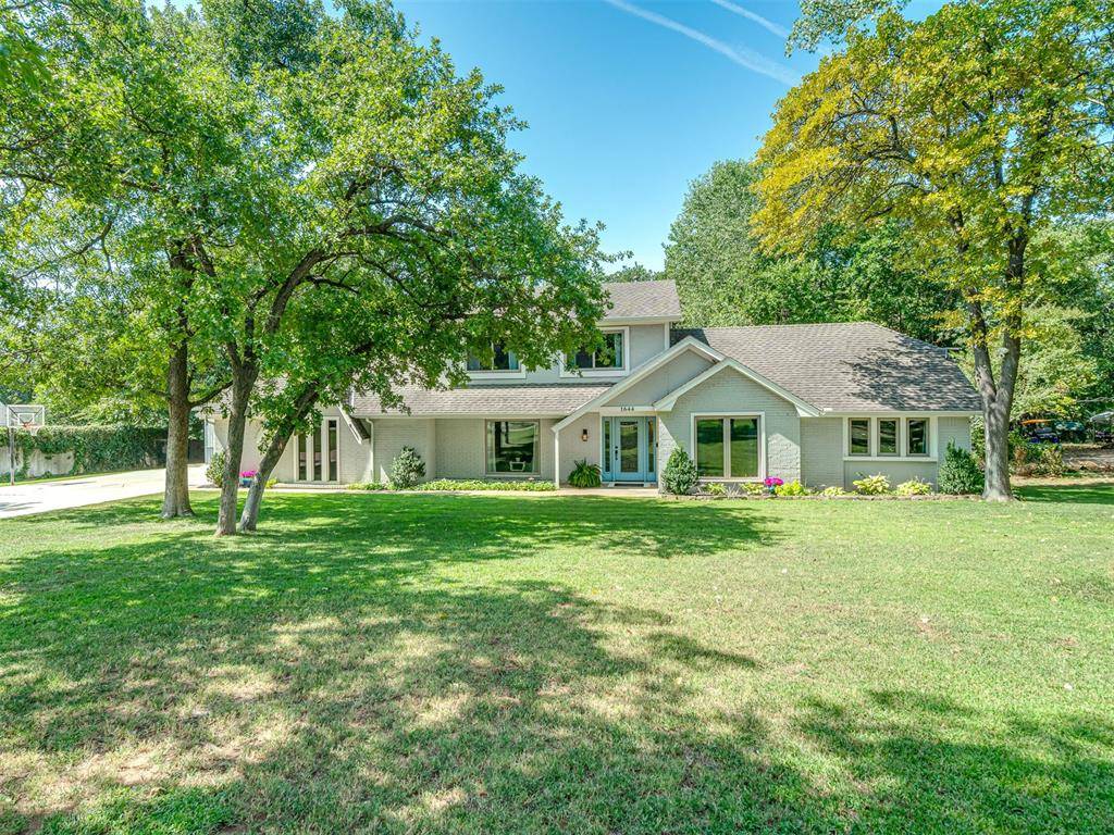 1644 Red Fox RD, Edmond, OK 73034
