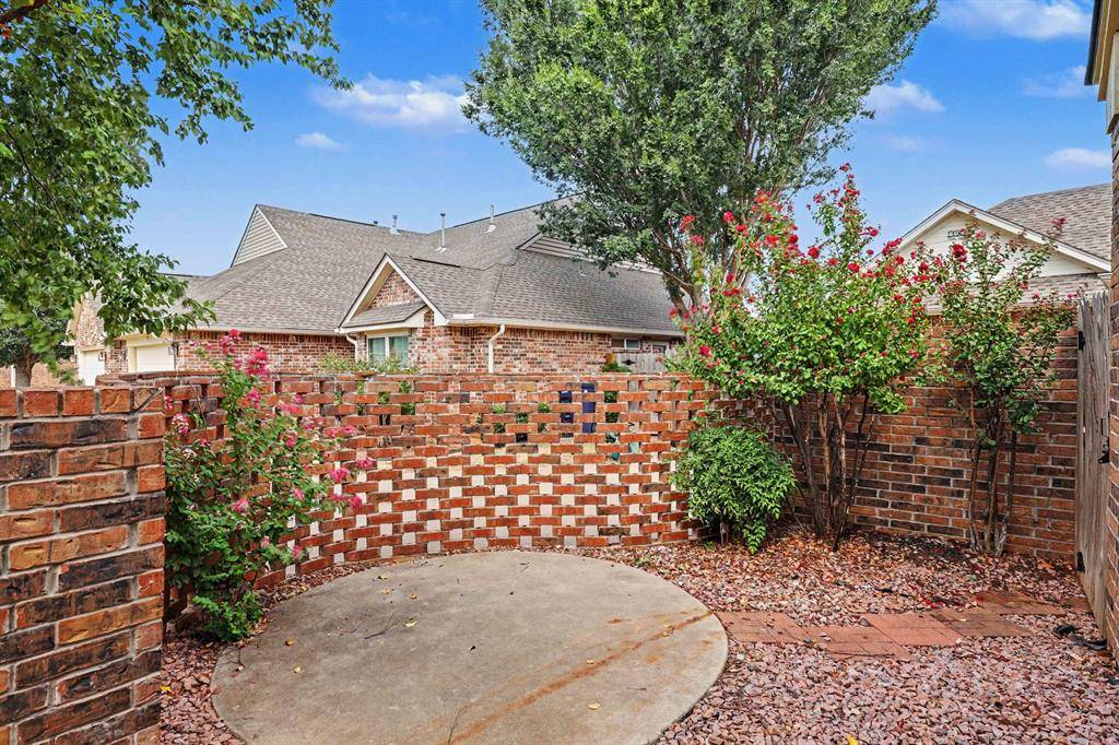 13300 Prairie View LN, Oklahoma City, OK 73142
