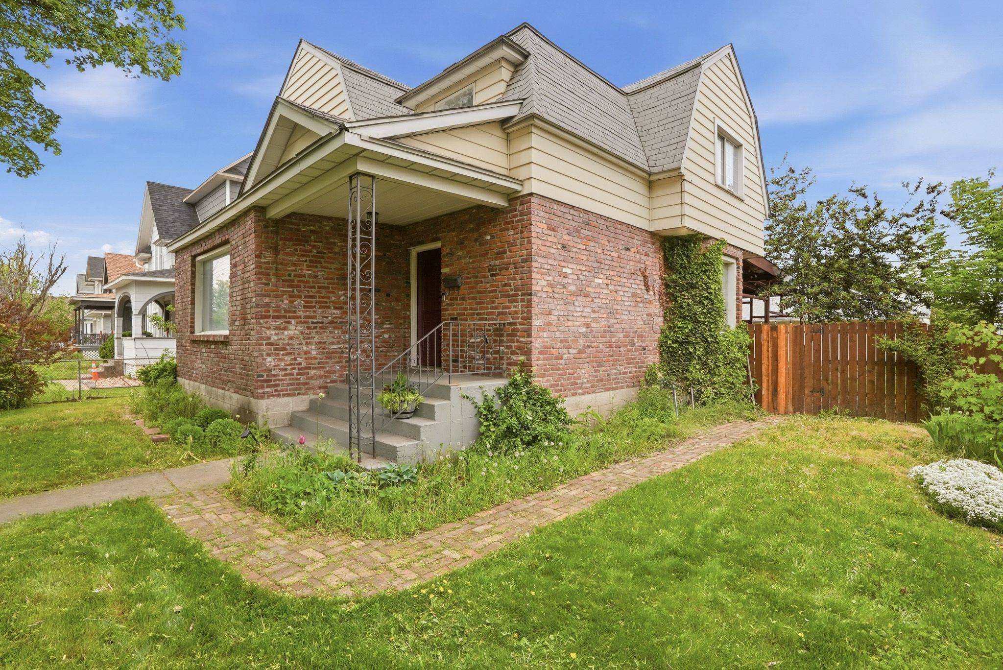 947 E Ermina Ave, Spokane, WA 99207