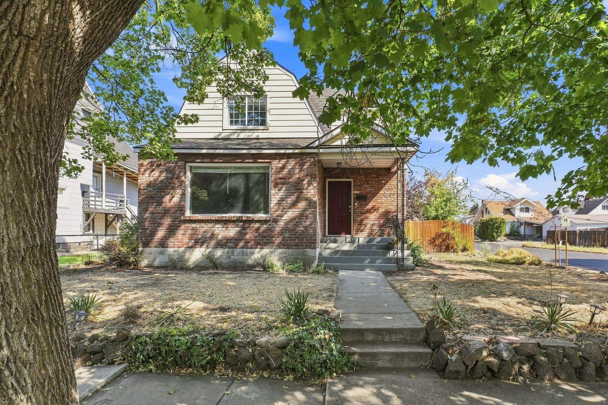 947 E Ermina Ave, Spokane, WA 99207