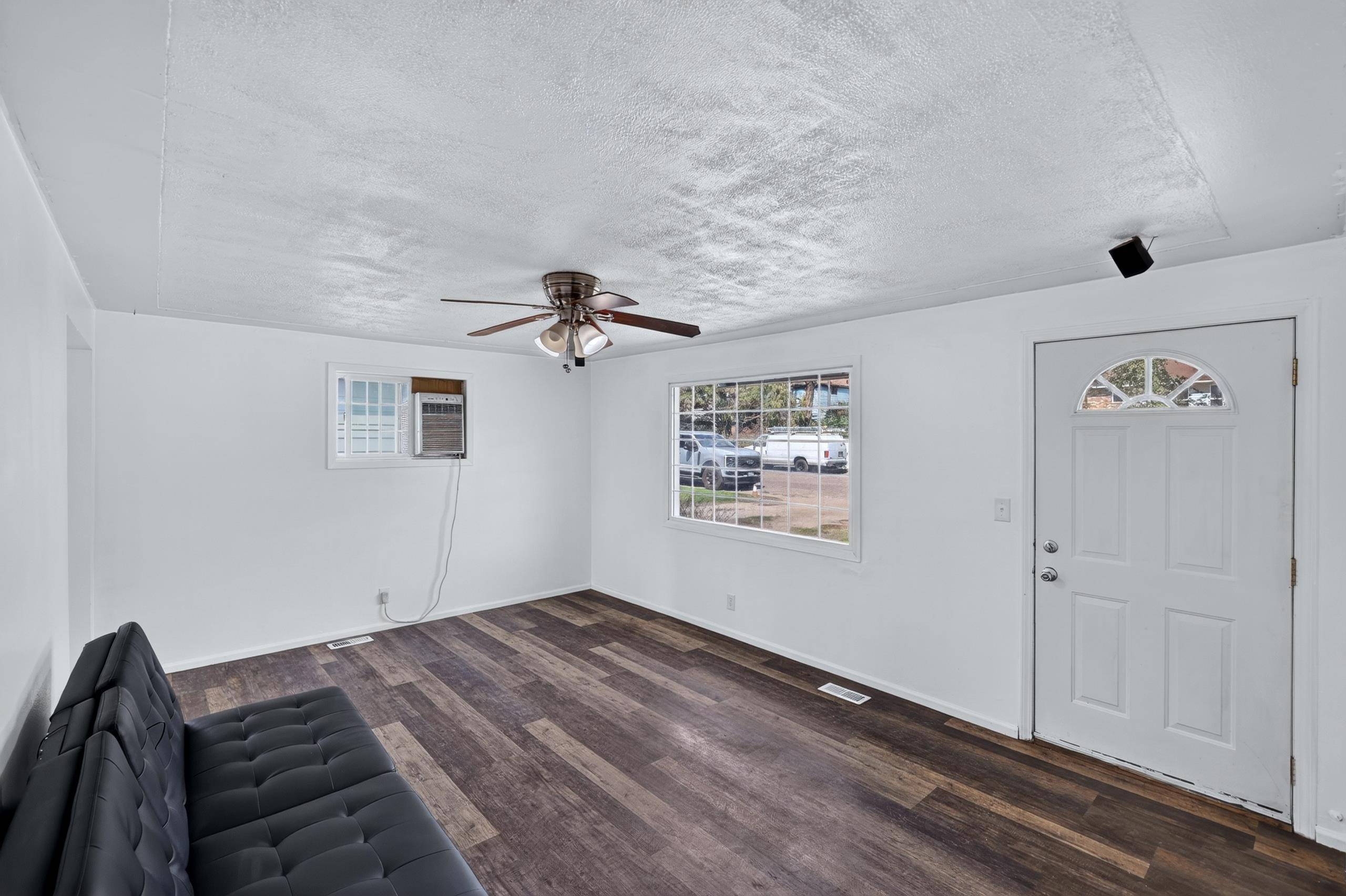 3524 E CLEVELAND Ave, Spokane, WA 99217
