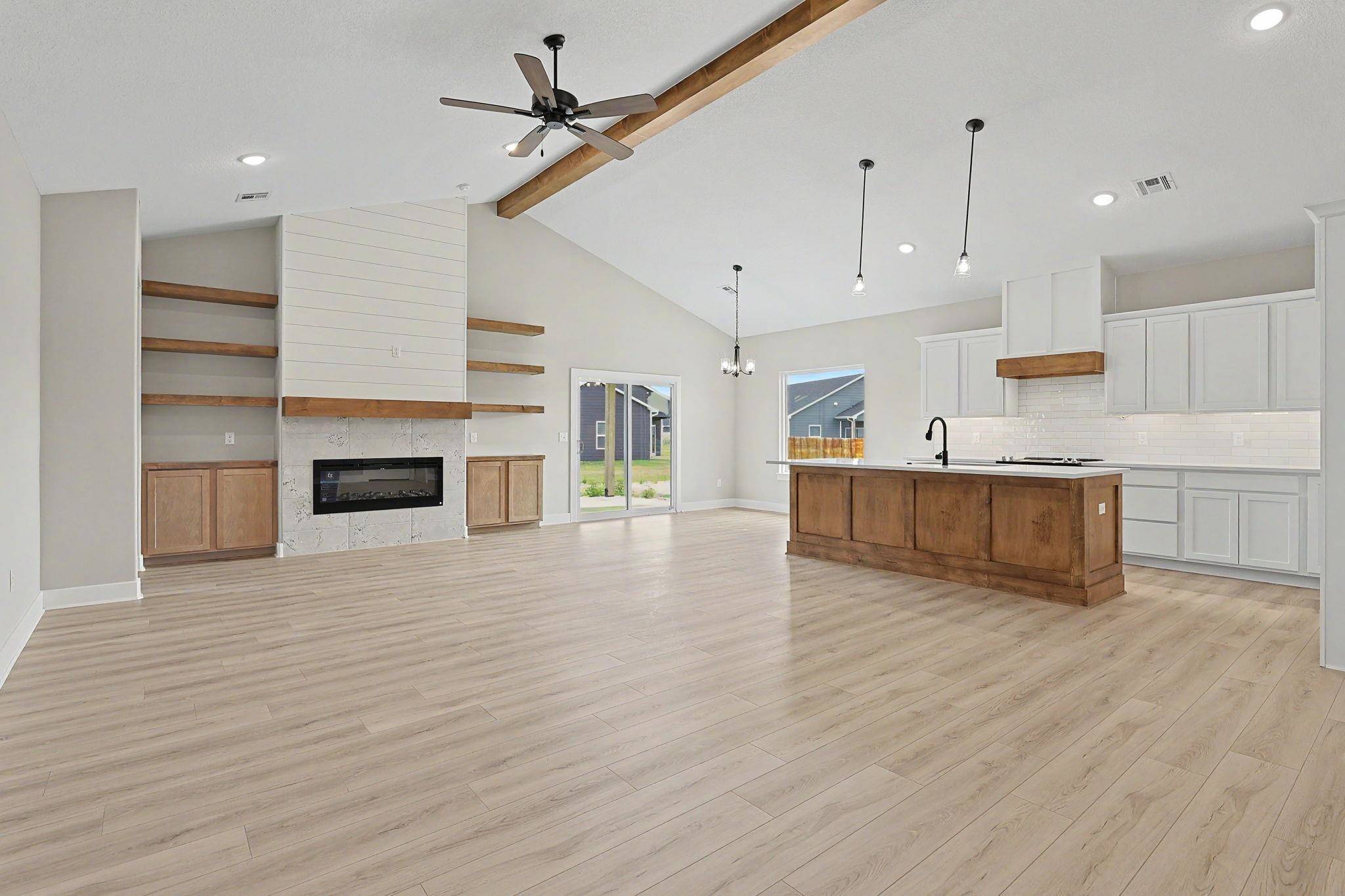 348 S Buckland St, Derby, KS 67037