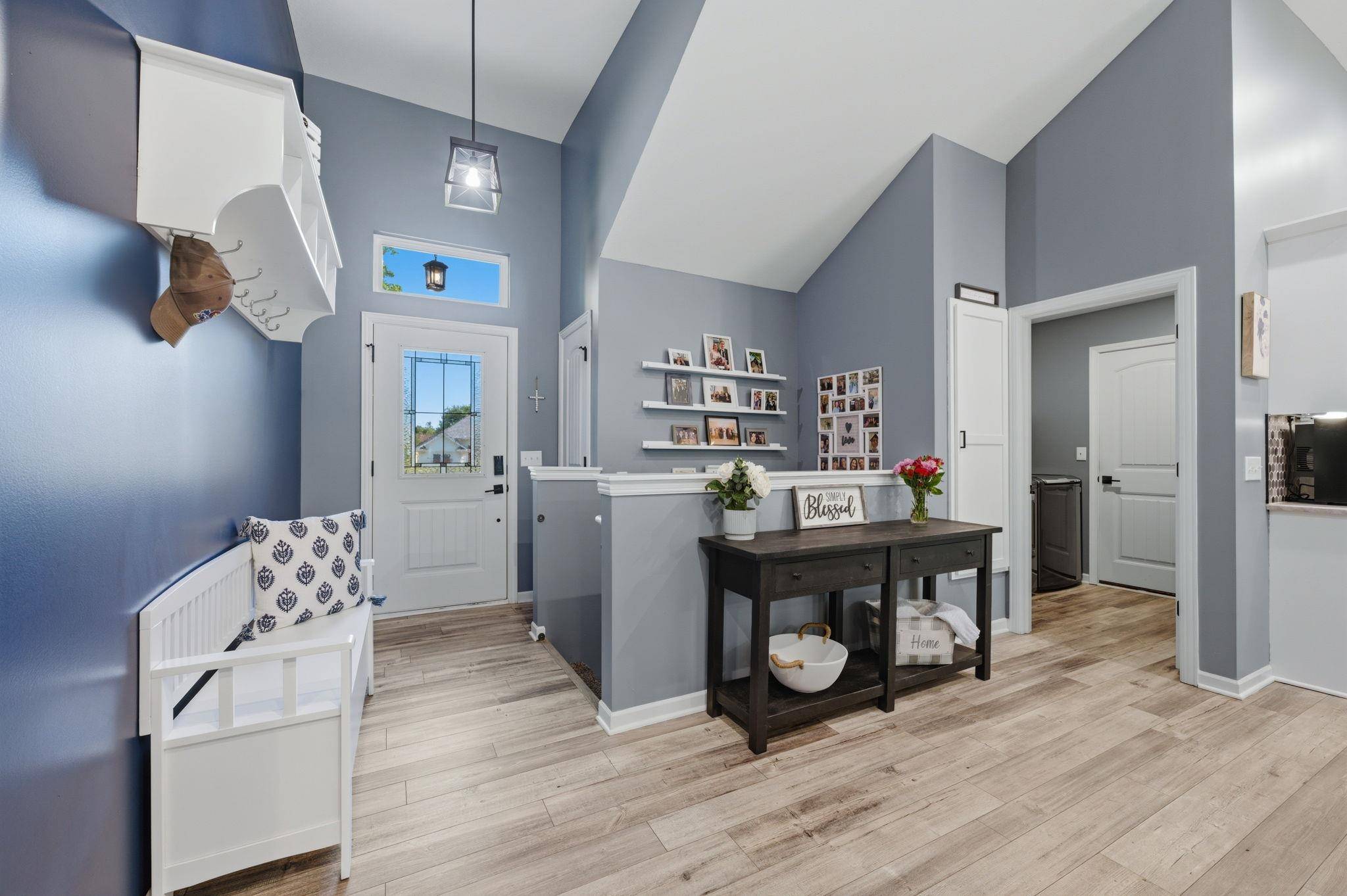 9711 W Bella Vista, Wichita, KS 67212