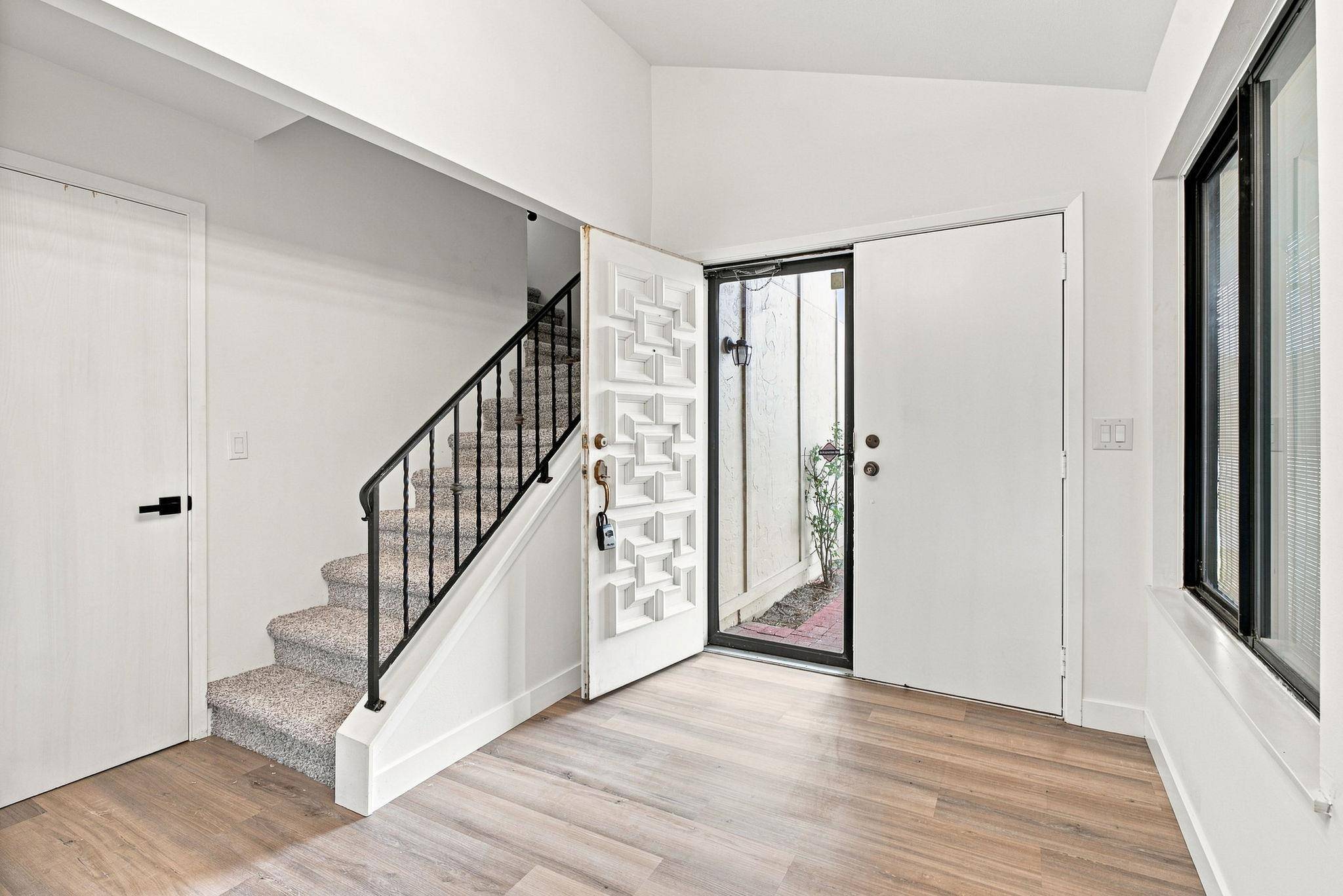 8201 E Harry Unit 501, Wichita, KS 67207