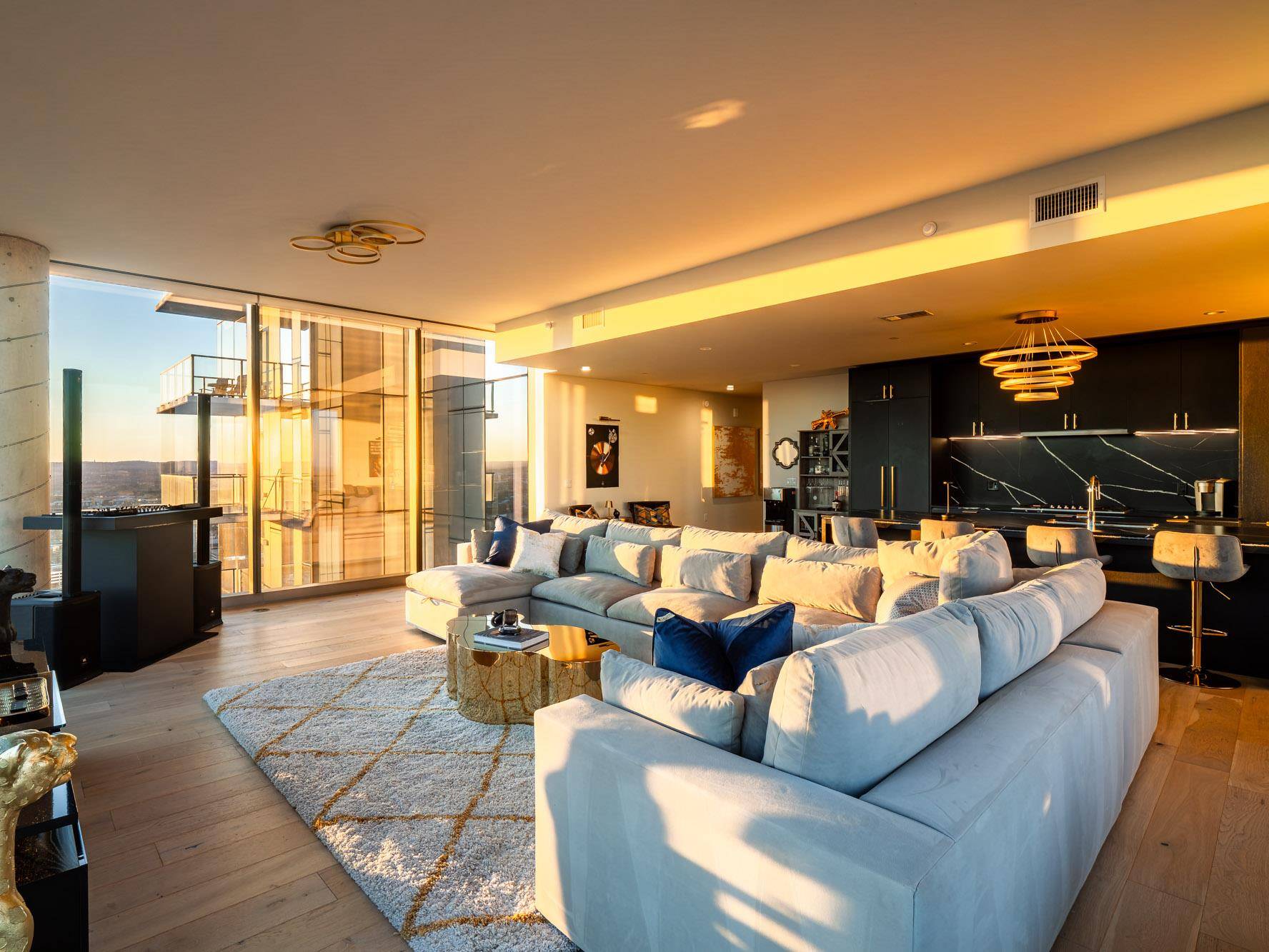 44 East Ave #3707, Austin, TX 78701